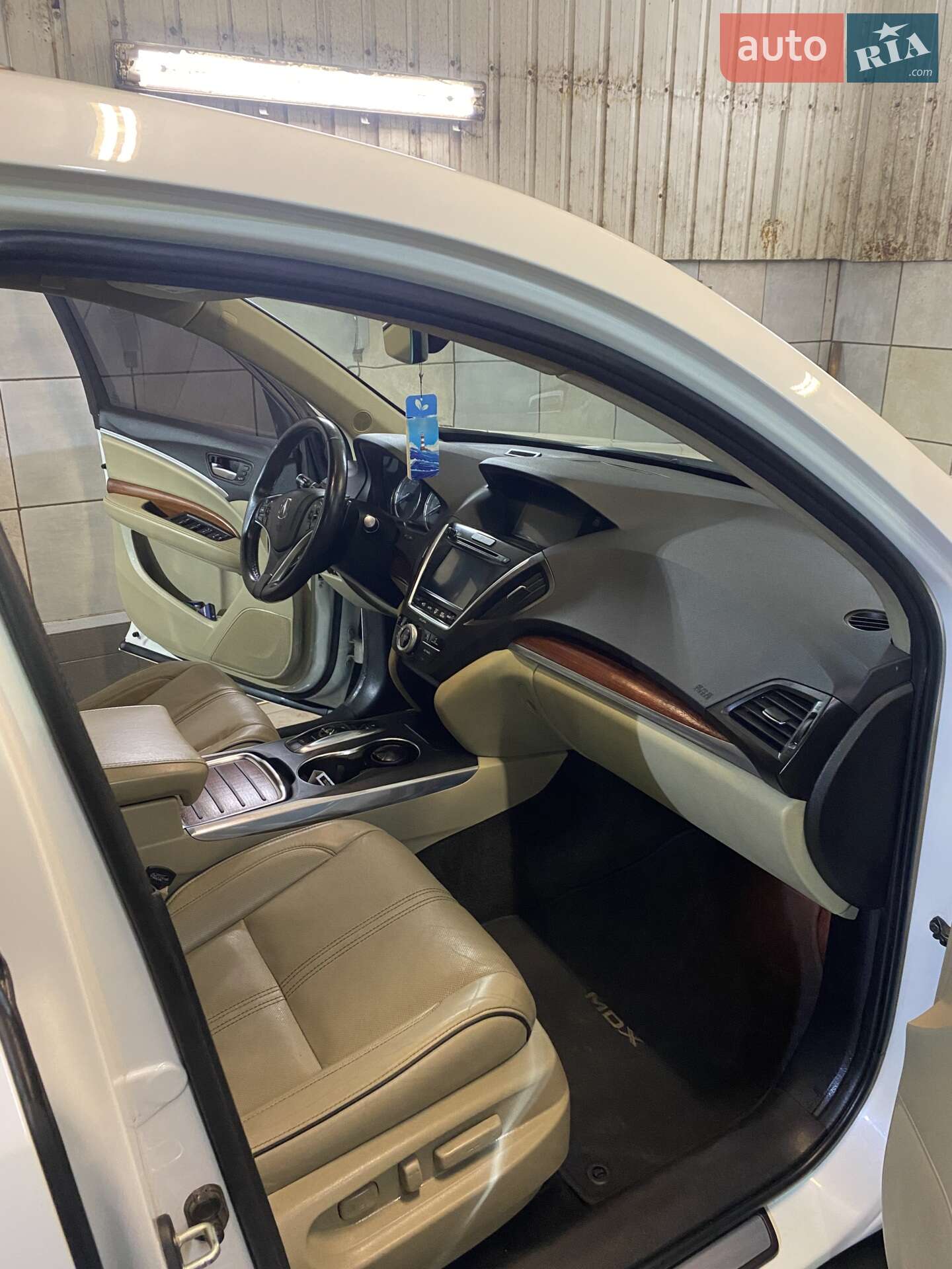 Acura MDX 2018 VIN 5J8YD4H85JL028290 фото оголошення 3 з 17