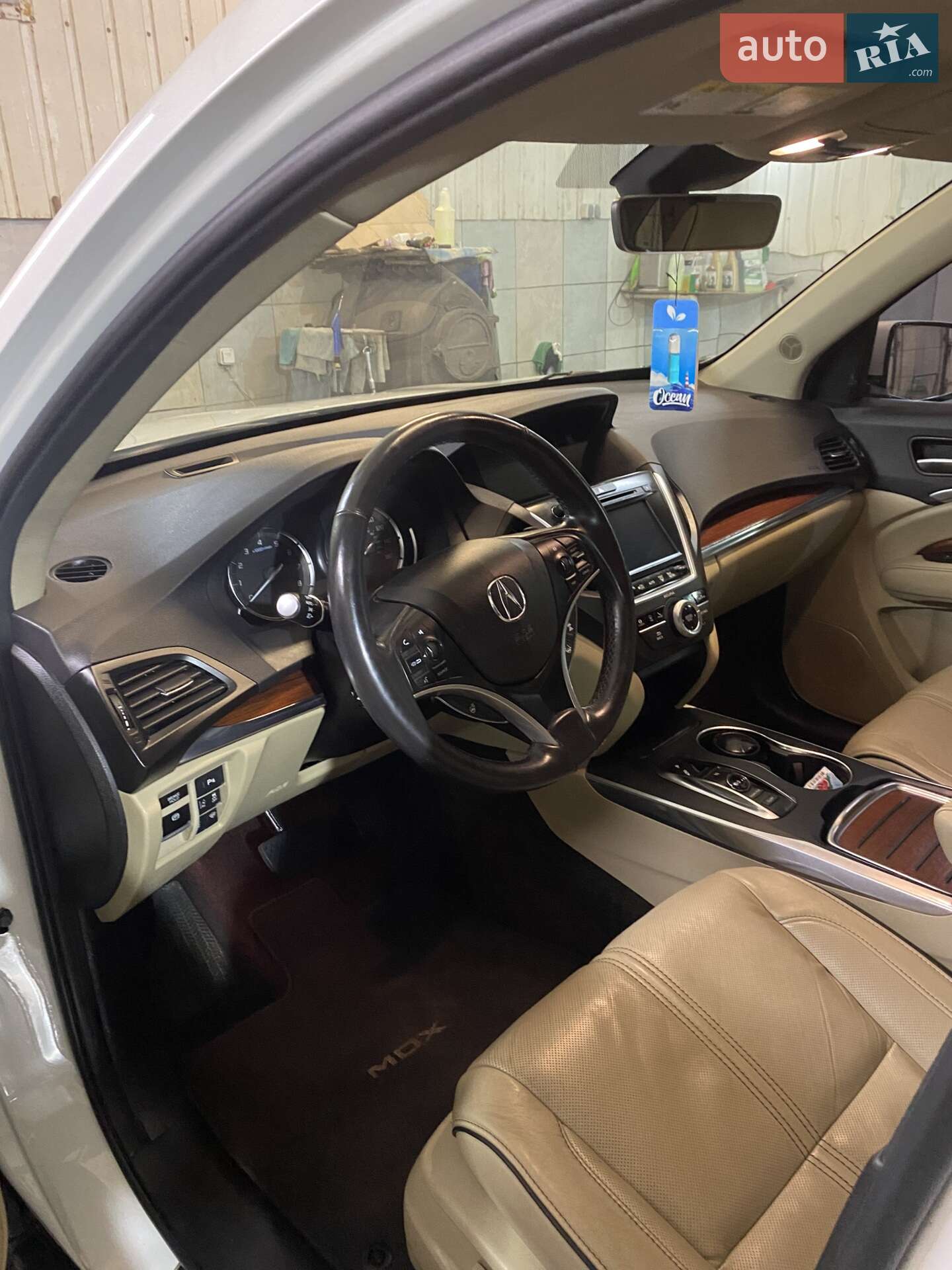 Acura MDX 2018 VIN 5J8YD4H85JL028290 фото оголошення 6 з 17