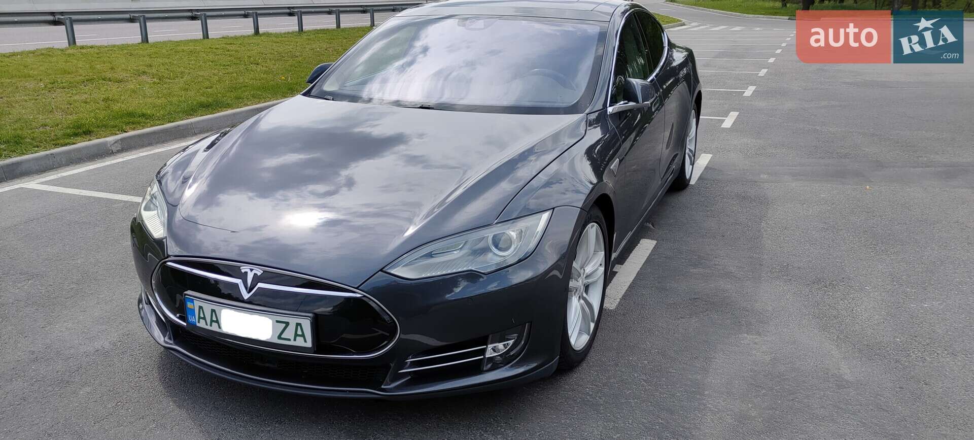 Tesla Model S 2015 VIN 5YJSA1S25FF095725 фото оголошення 6 з 15