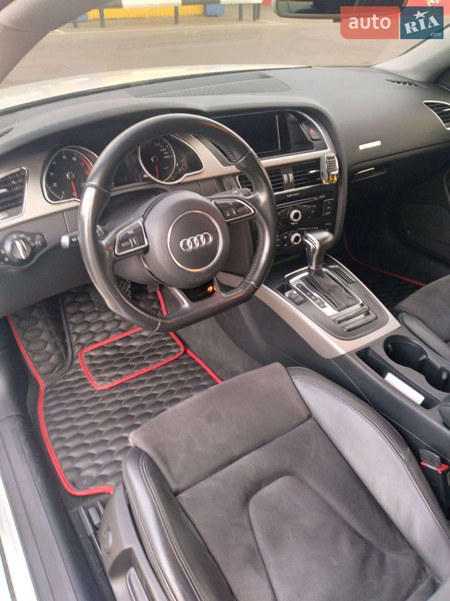 Audi A5 2012 VIN WAUZZZ8T4DA032012 фото оголошення 16 з 30