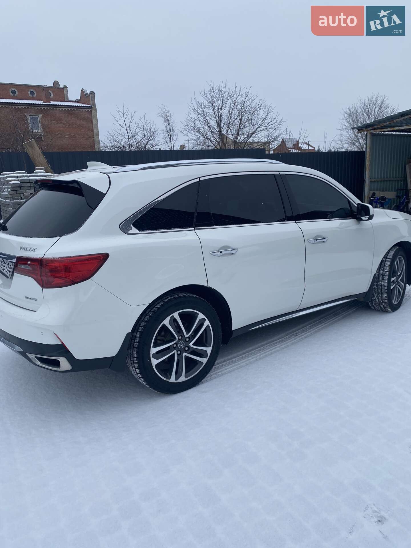 Acura MDX 2018 VIN 5J8YD4H85JL028290 фото оголошення 2 з 19