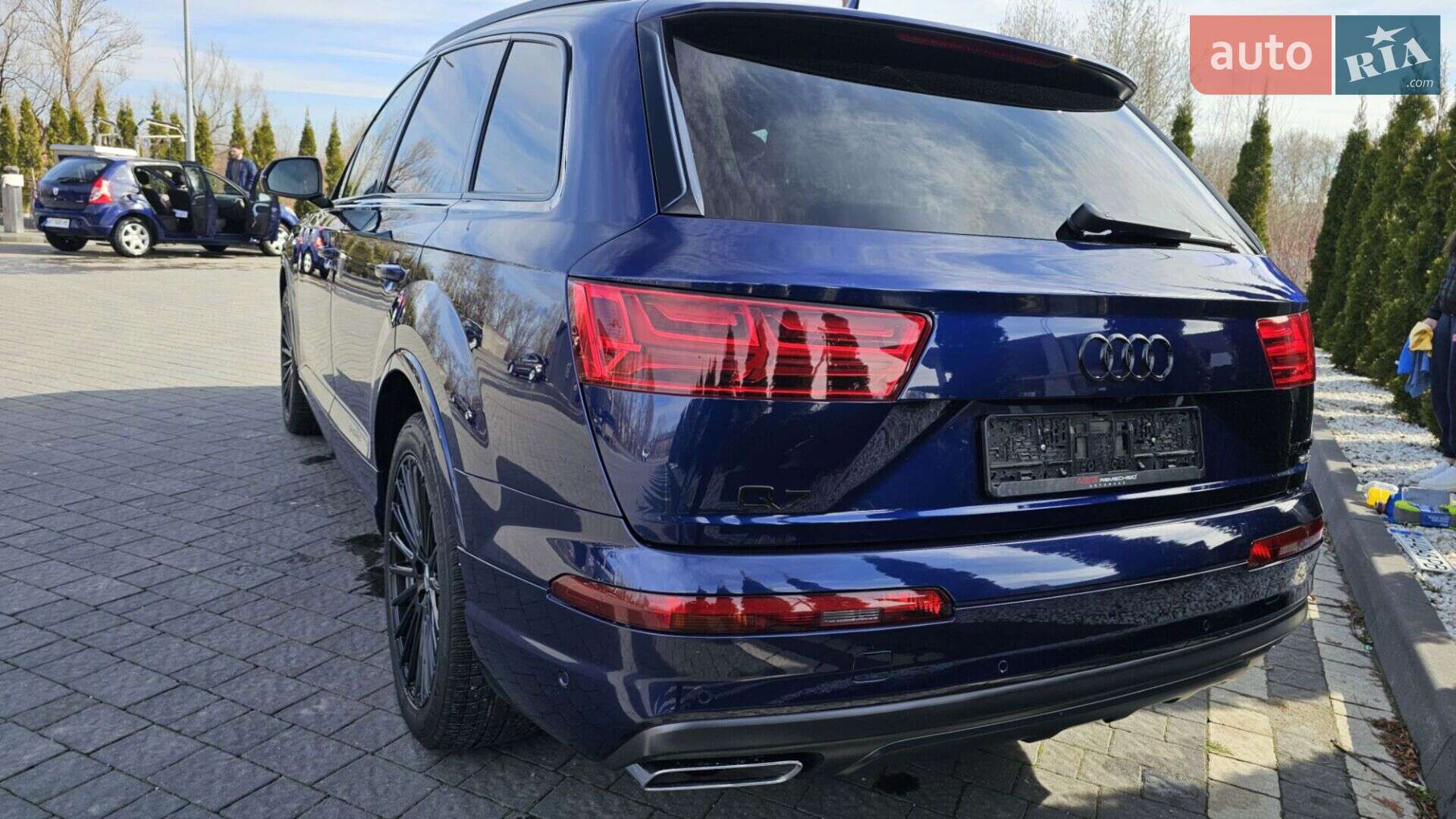 Audi Q7 2019 VIN WAUZZZ4MXKD033613 фото оголошення 6 з 56