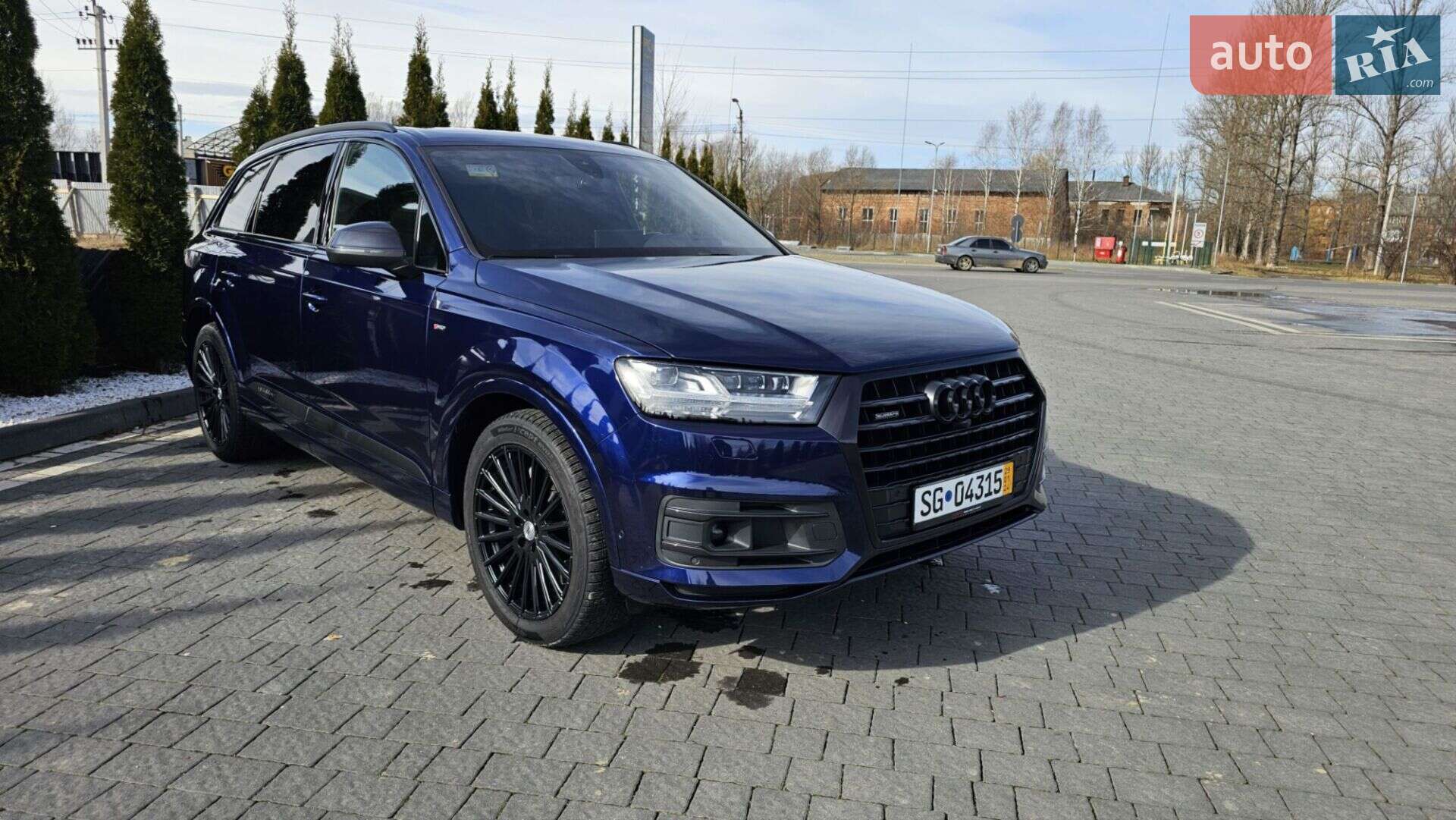 Audi Q7 2019 VIN WAUZZZ4MXKD033613 фото оголошення 11 з 56