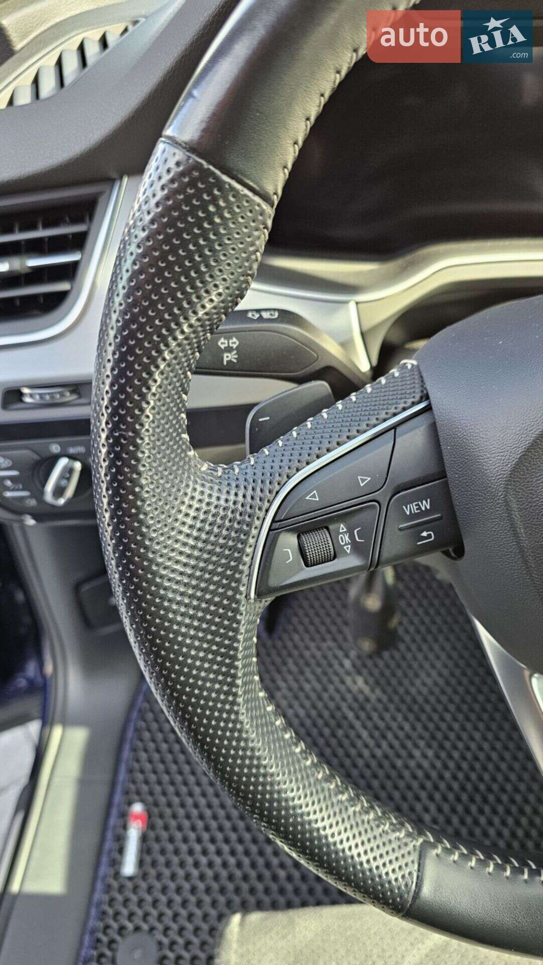 Audi Q7 2019 VIN WAUZZZ4MXKD033613 фото оголошення 16 з 56