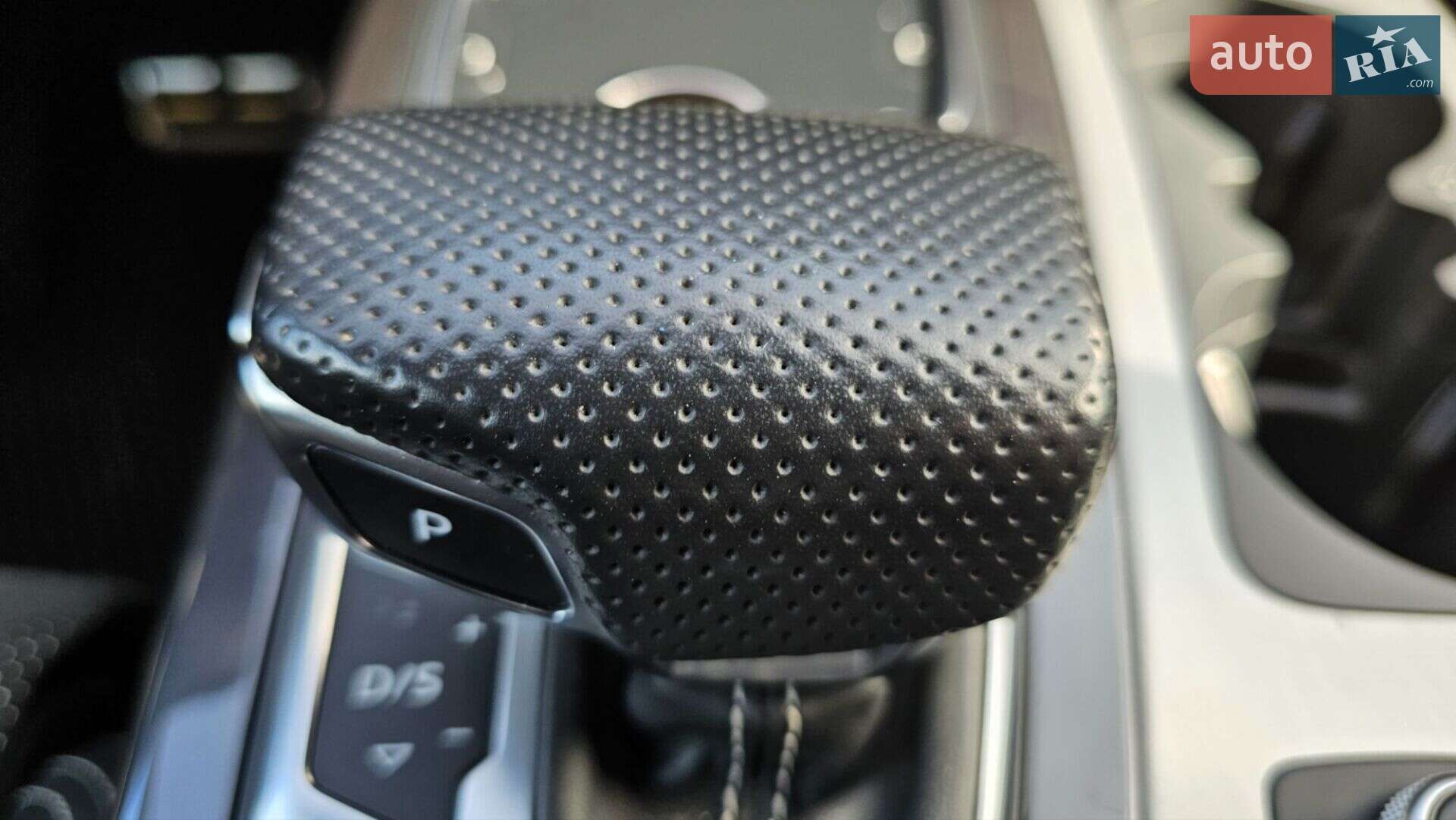 Audi Q7 2019 VIN WAUZZZ4MXKD033613 фото оголошення 28 з 56