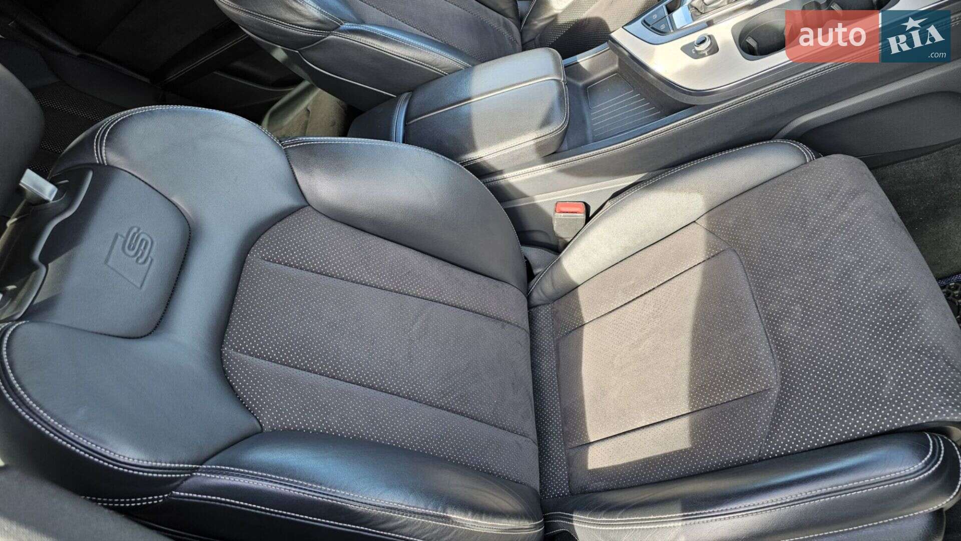 Audi Q7 2019 VIN WAUZZZ4MXKD033613 фото оголошення 33 з 56