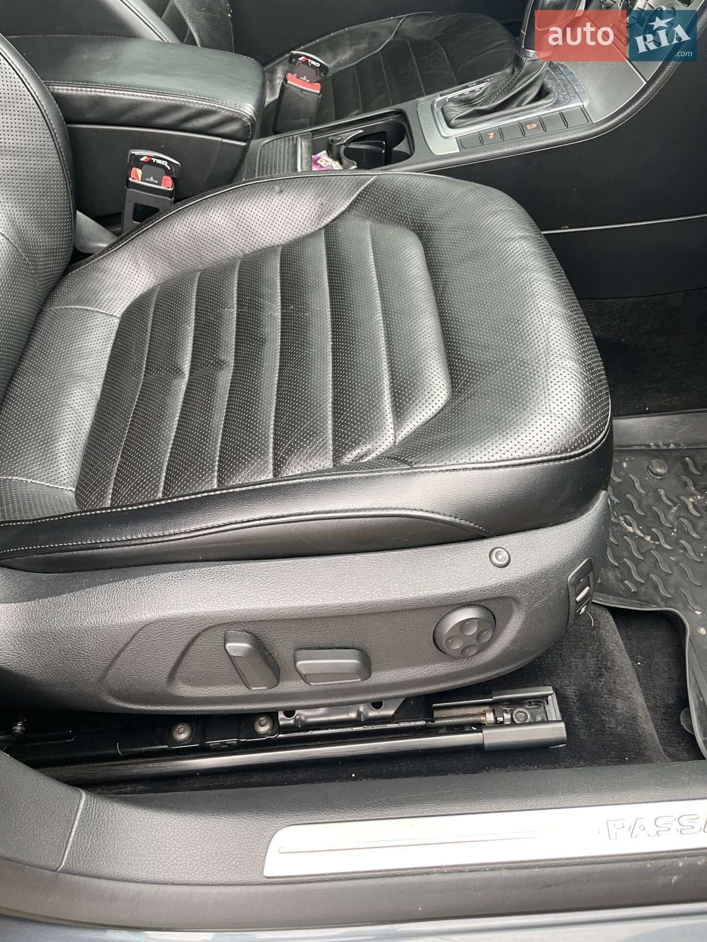 Volkswagen Passat 2012 VIN WVWZZZ3CZDE015967 фото оголошення 20 з 27