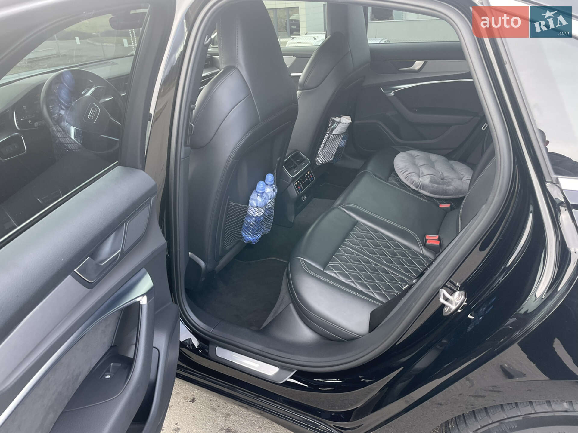 Audi S6 2019 VIN WAUZZZF26KN130474 фото оголошення 14 з 27
