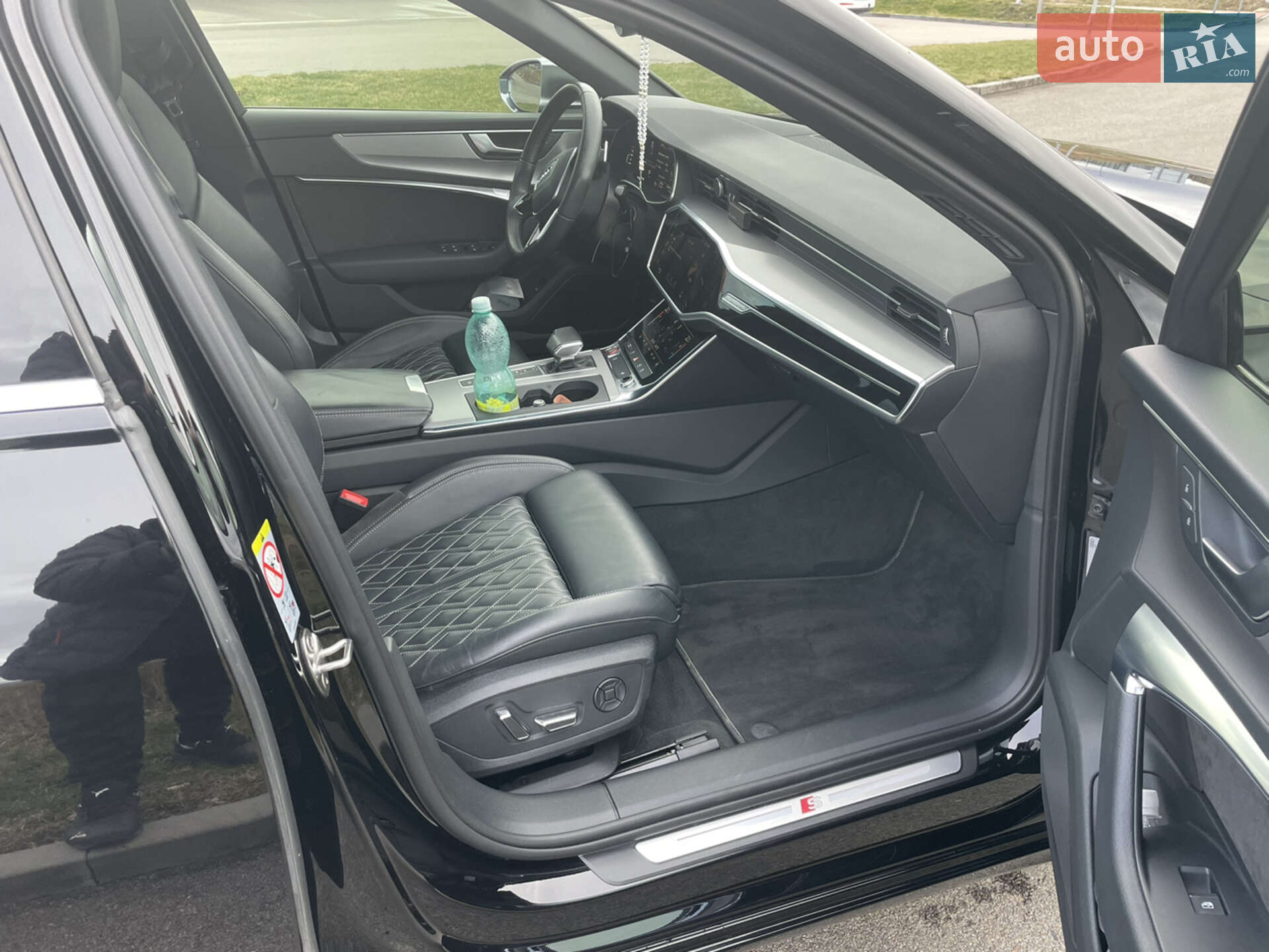 Audi S6 2019 VIN WAUZZZF26KN130474 фото оголошення 22 з 27
