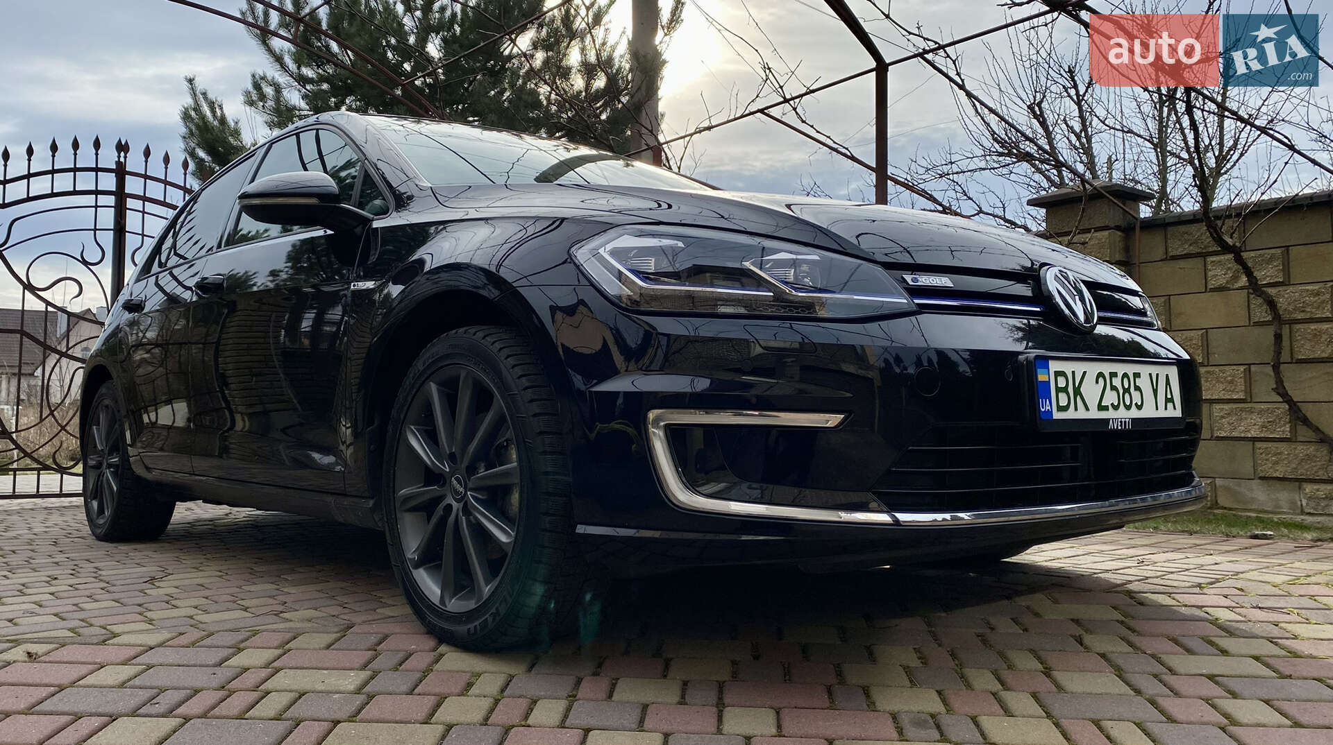 Volkswagen E Golf 2018 VIN WVWZZZAUZJ8910380 фото оголошення 6 з 23