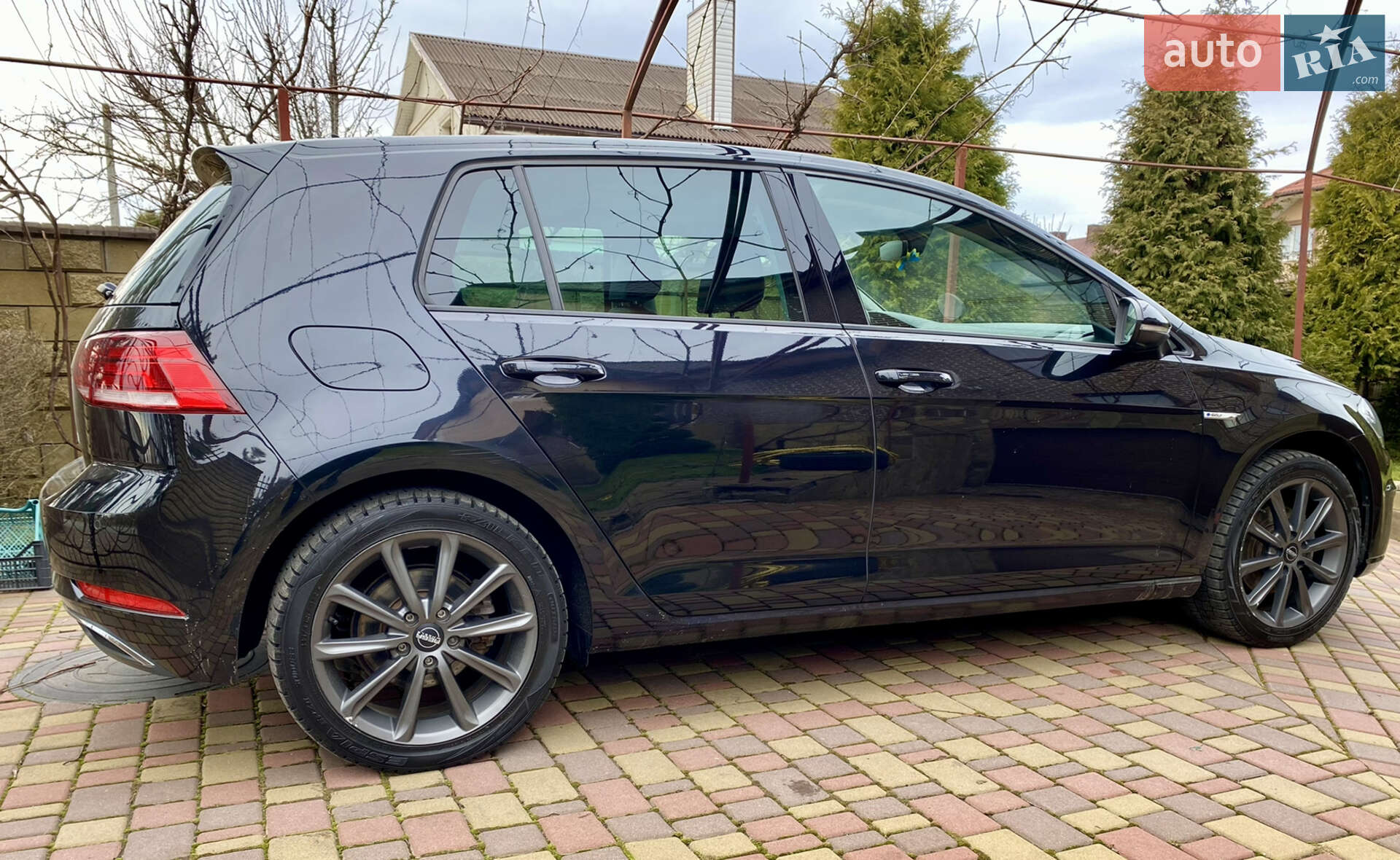 Volkswagen E Golf 2018 VIN WVWZZZAUZJ8910380 фото оголошення 8 з 23