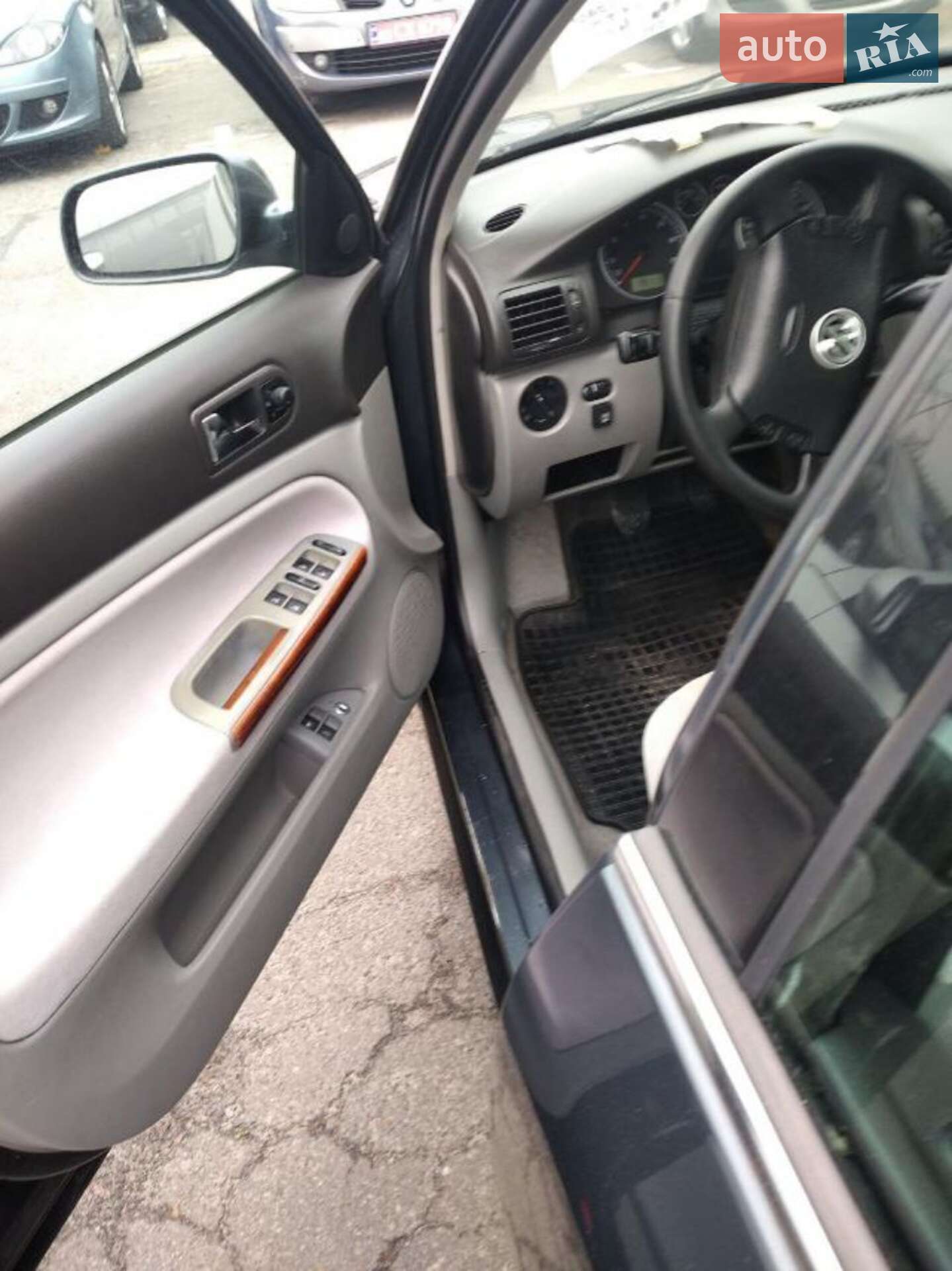 Volkswagen Passat 2001 VIN WVWZZZ3BZ1P206227 фото оголошення 5 з 9