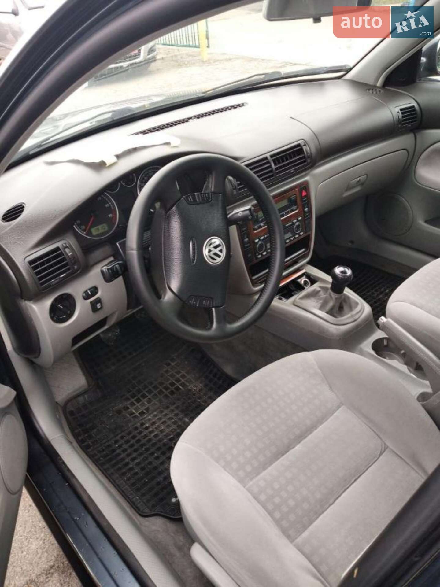 Volkswagen Passat 2001 VIN WVWZZZ3BZ1P206227 фото оголошення 7 з 9