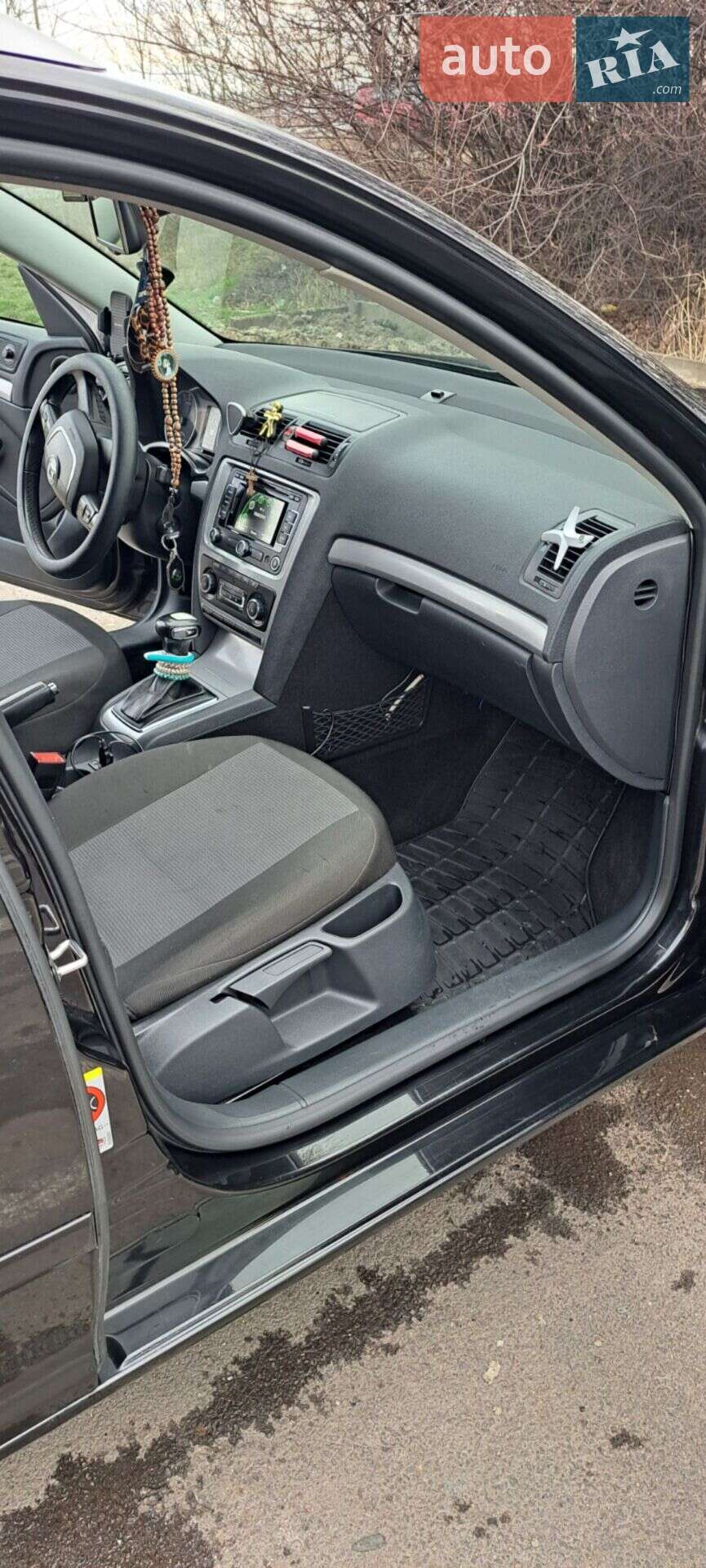 Skoda Octavia 2012 VIN TMBGE61Z9D2012058 фото оголошення 5 з 9