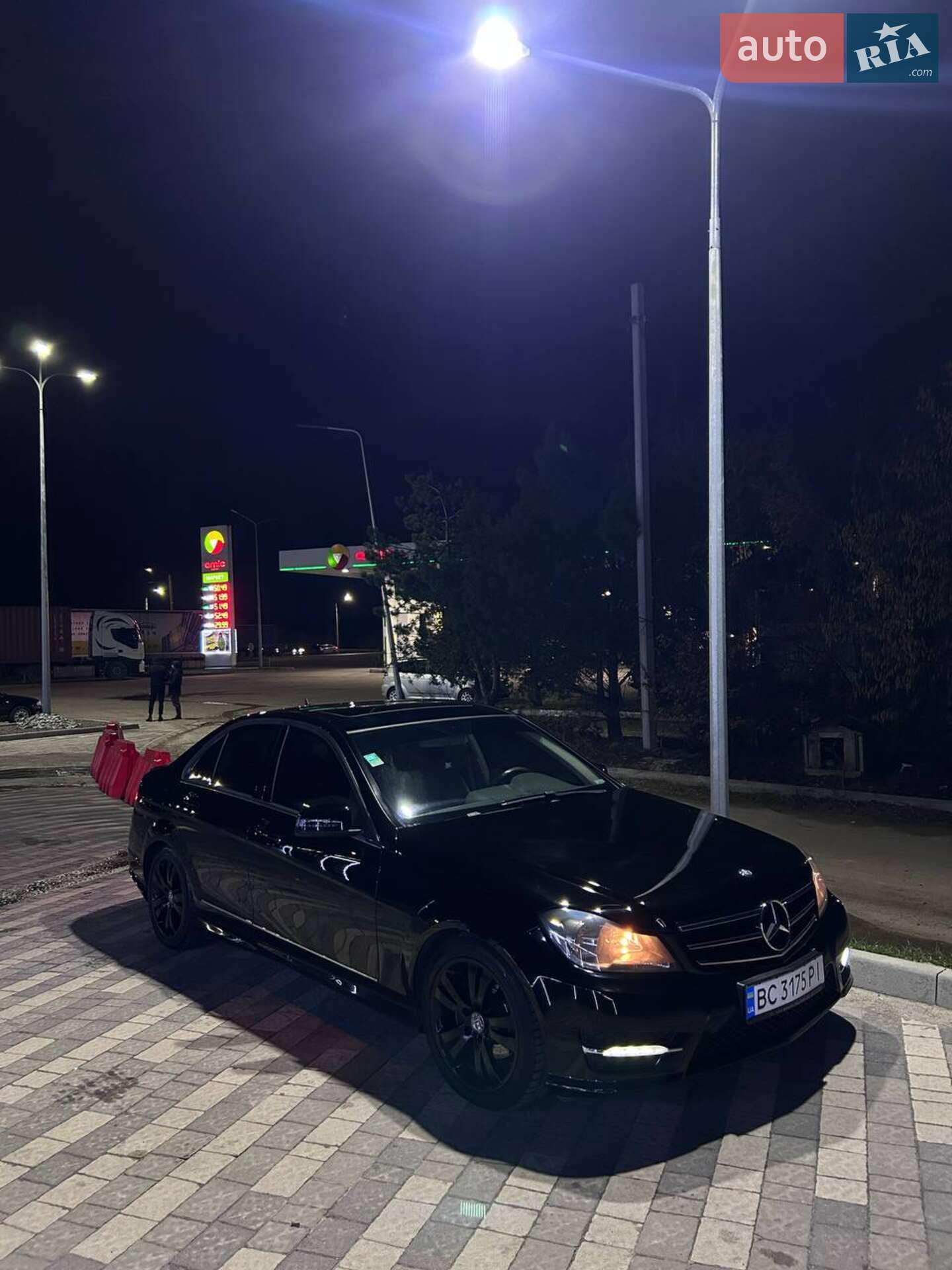 Mercedes-Benz C-Class 2013 VIN WDDGF4HB8ER306169 фото оголошення 13 з 13