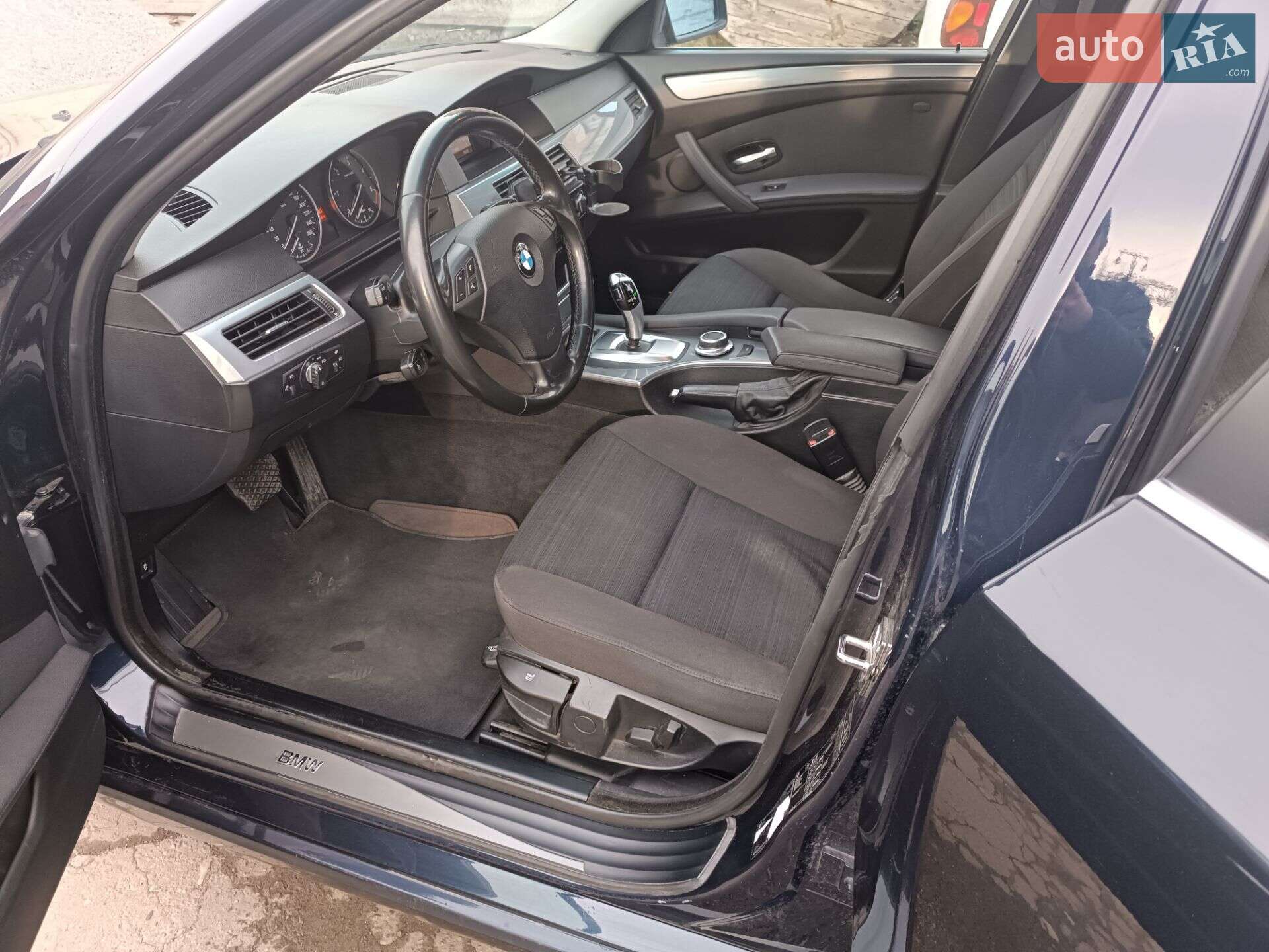 BMW 5 Series 2008 VIN WBAPX31010CX39819 фото оголошення 8 з 18