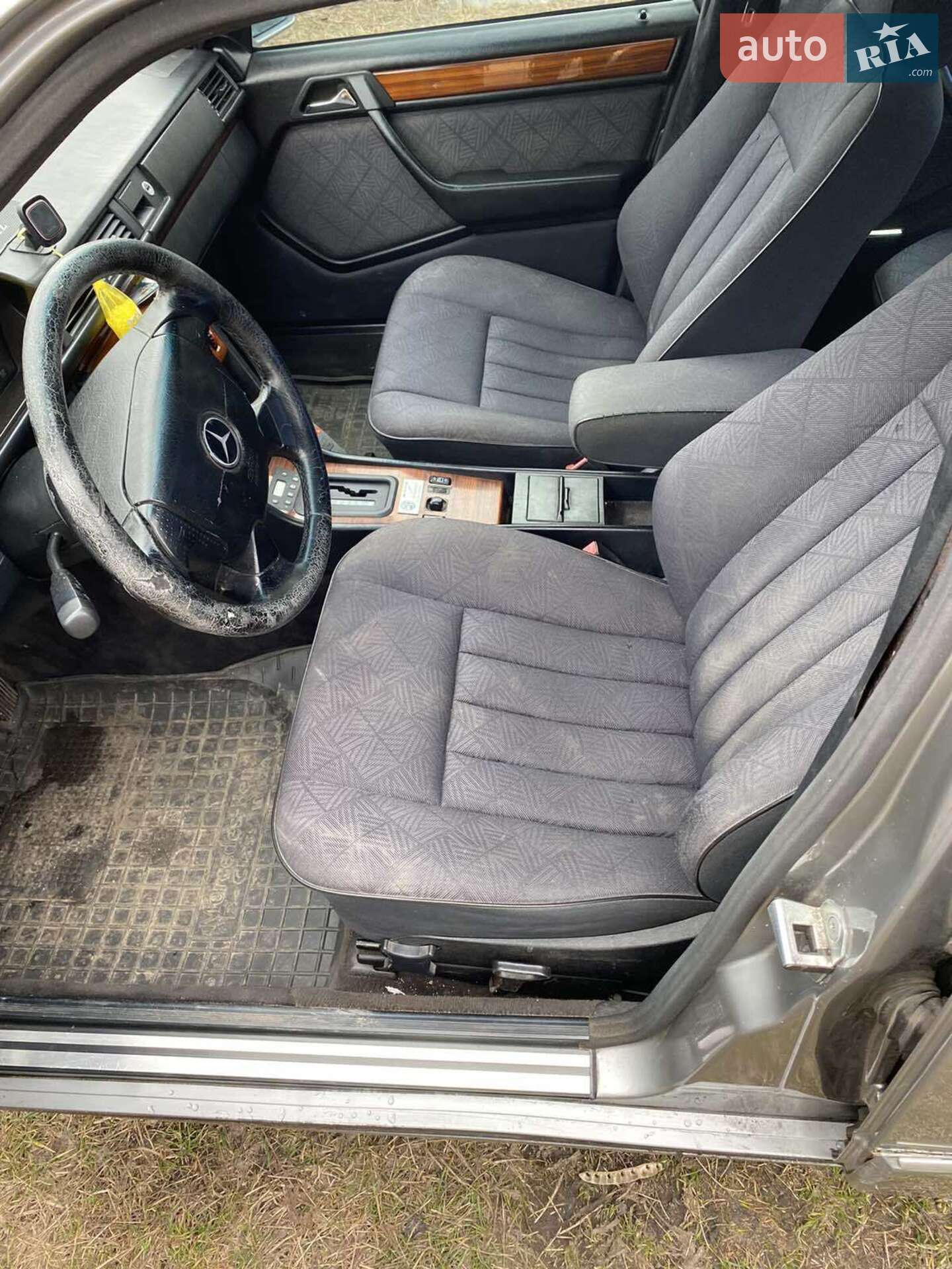 Mercedes-Benz E-Class 1994 VIN WDB1241331C014136 фото оголошення 12 з 12
