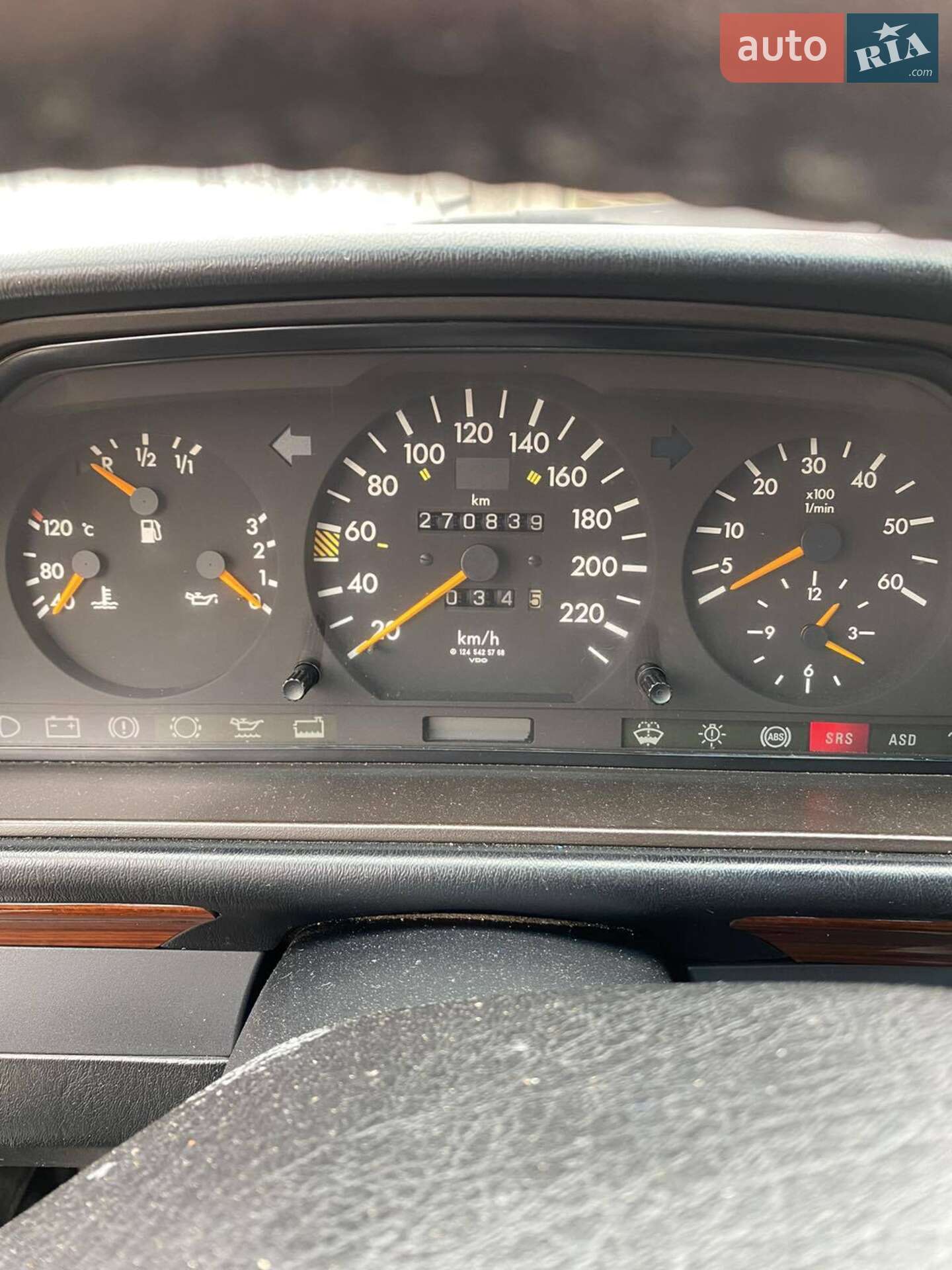 Mercedes-Benz E-Class 1994 VIN WDB1241331C014136 фото оголошення 3 з 12