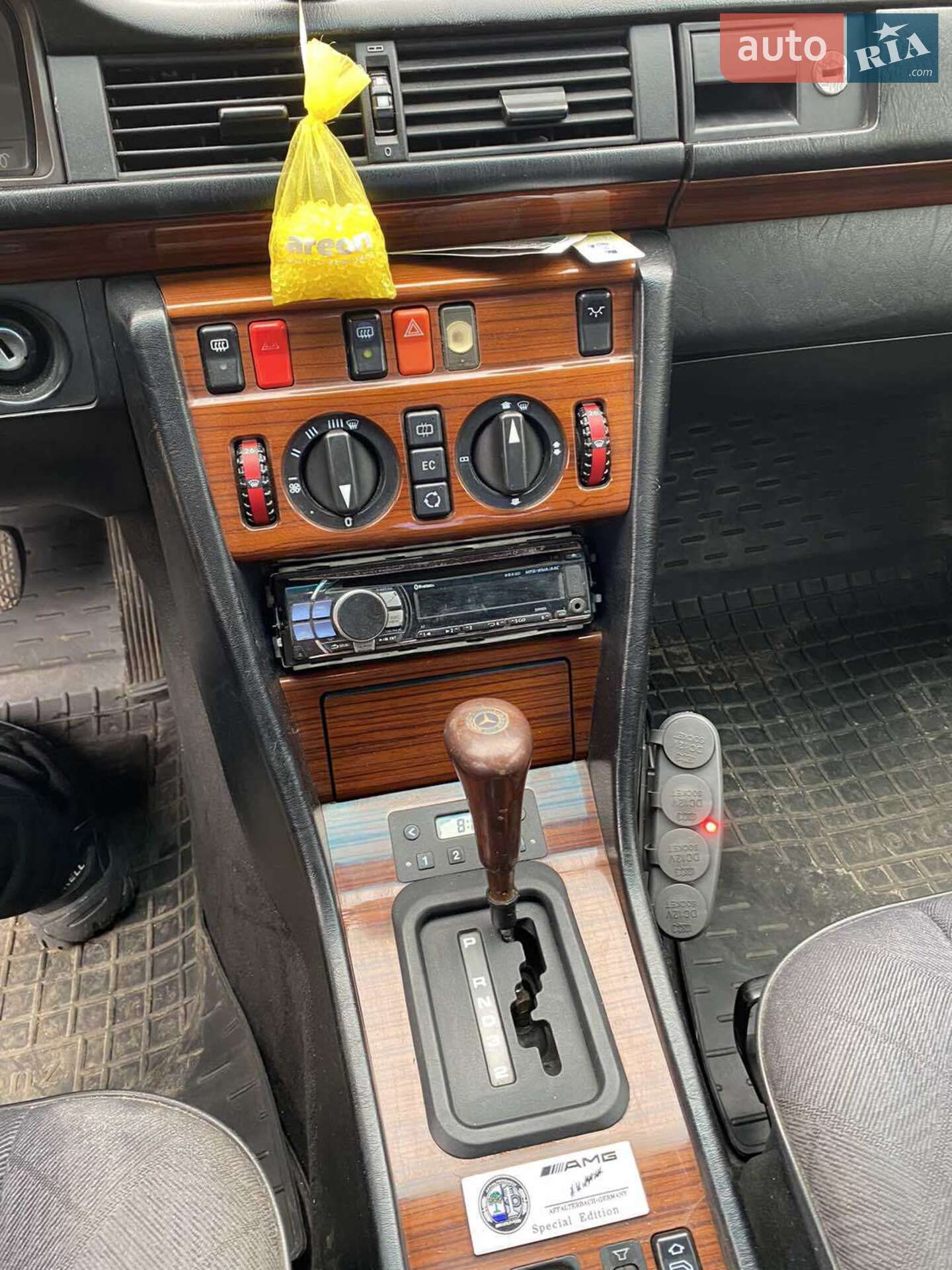 Mercedes-Benz E-Class 1994 VIN WDB1241331C014136 фото оголошення 11 з 12