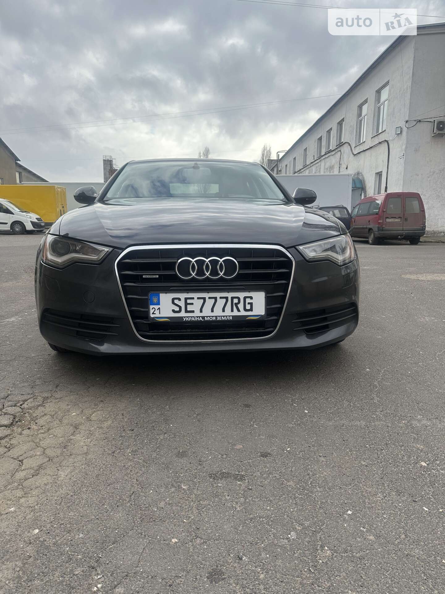 Audi A6 2014 VIN WAUFMAFC9EN119226 фото оголошення 2 з 38