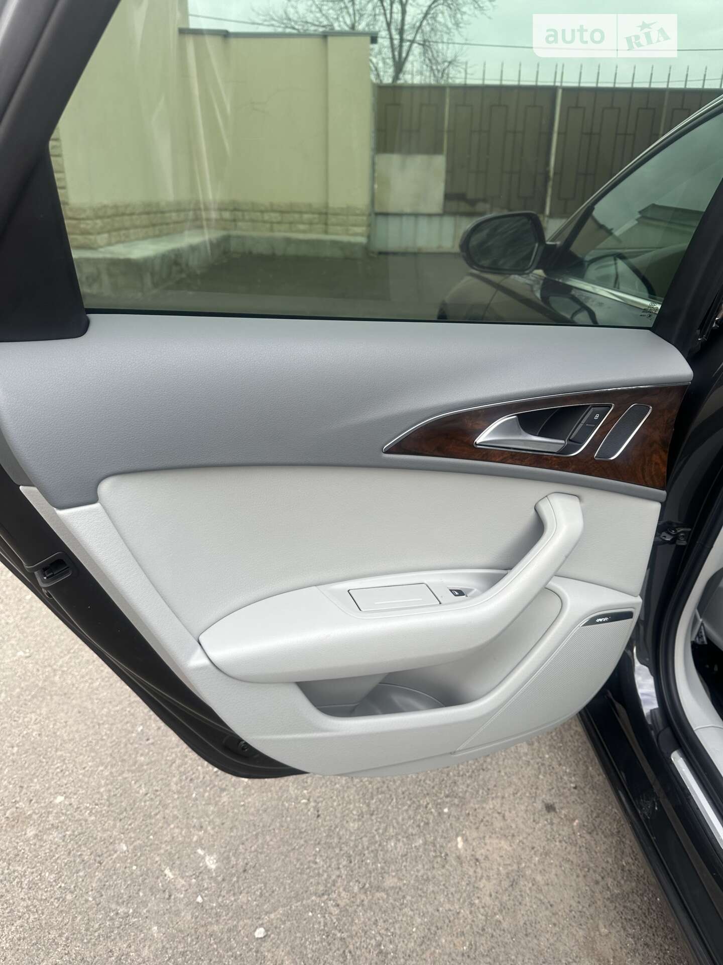 Audi A6 2014 VIN WAUFMAFC9EN119226 фото оголошення 14 з 38
