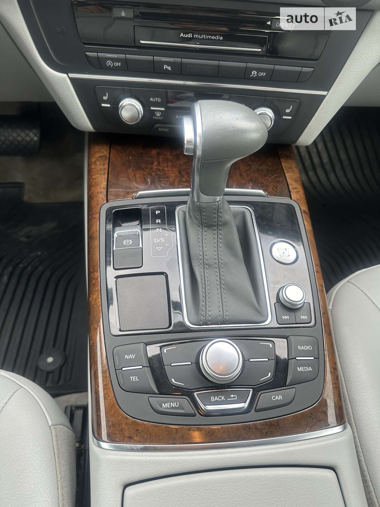 Audi A6 2014 VIN WAUFMAFC9EN119226 фото оголошення 18 з 38