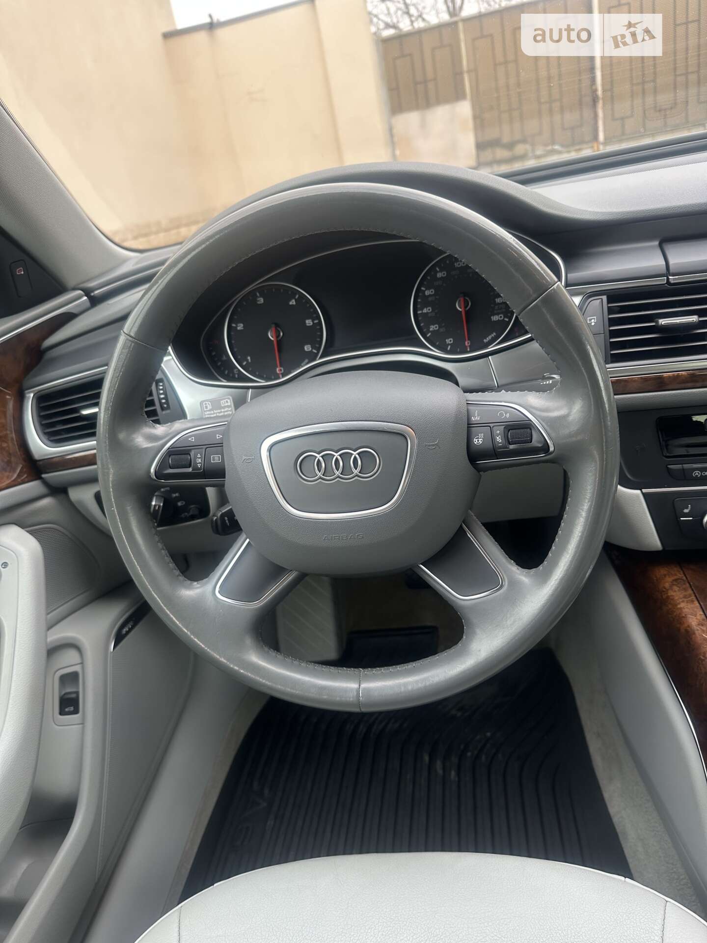 Audi A6 2014 VIN WAUFMAFC9EN119226 фото оголошення 20 з 38