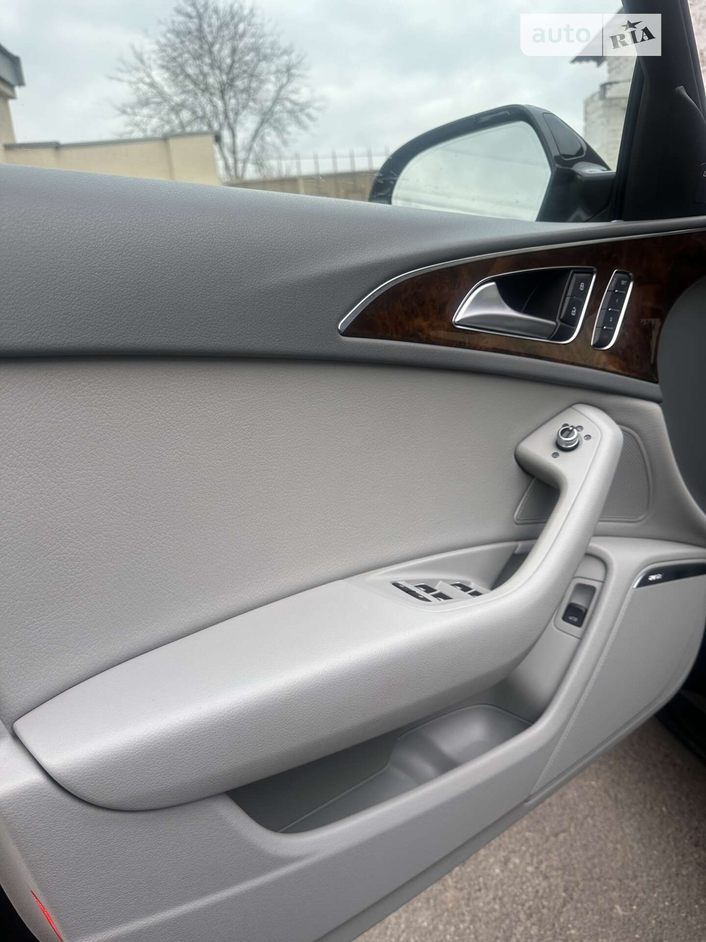 Audi A6 2014 VIN WAUFMAFC9EN119226 фото оголошення 21 з 38