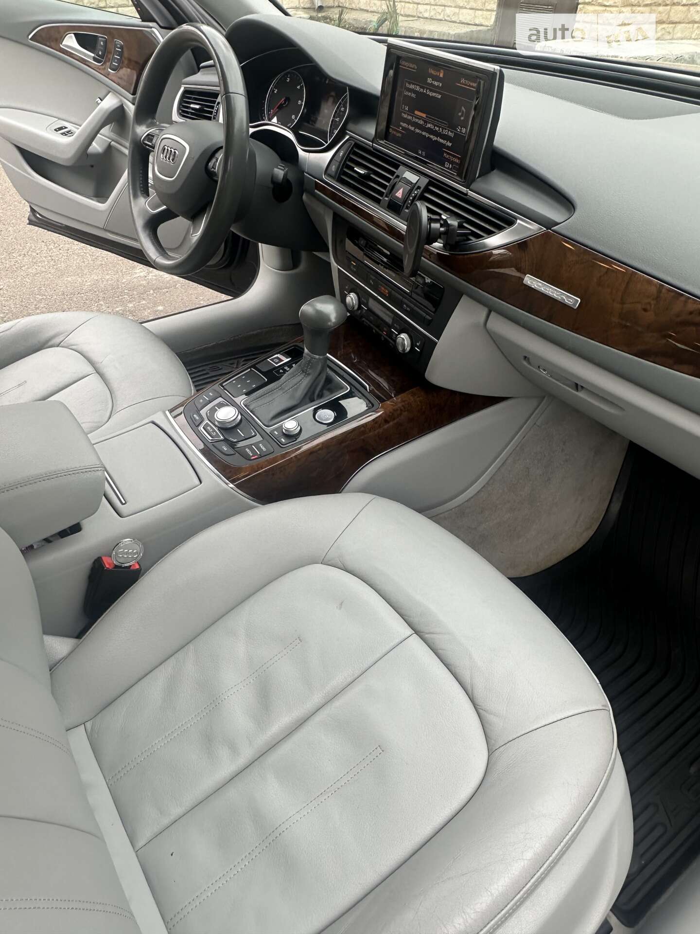 Audi A6 2014 VIN WAUFMAFC9EN119226 фото оголошення 32 з 38