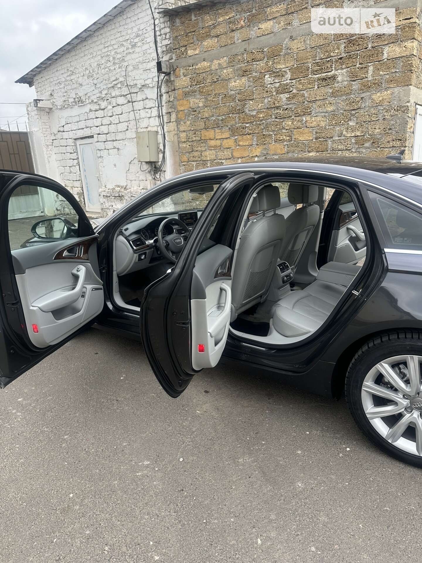 Audi A6 2014 VIN WAUFMAFC9EN119226 фото оголошення 38 з 38