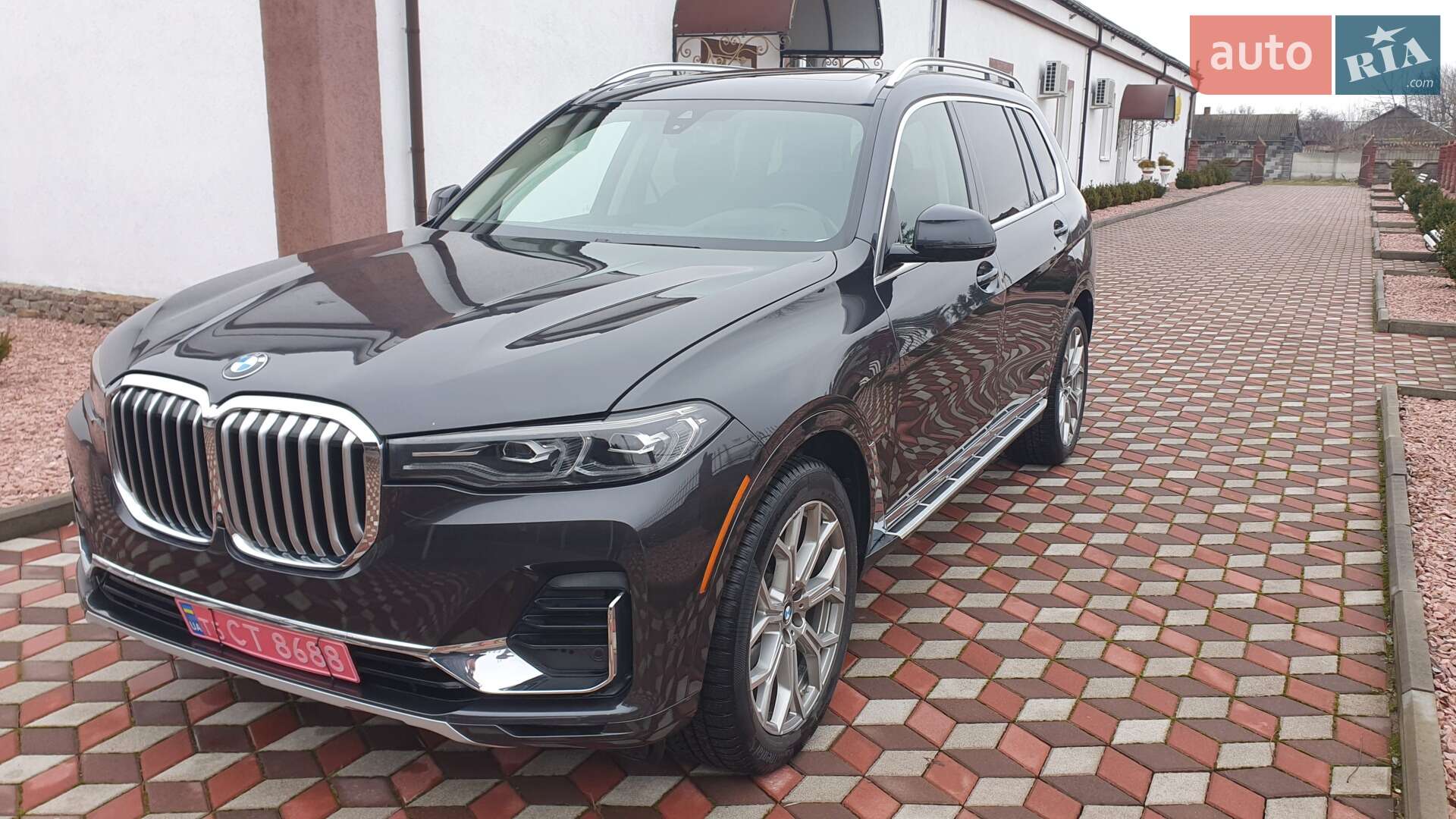 BMW X7 2021 VIN 5UXCW2C07M9H16352 фото оголошення 2 з 37
