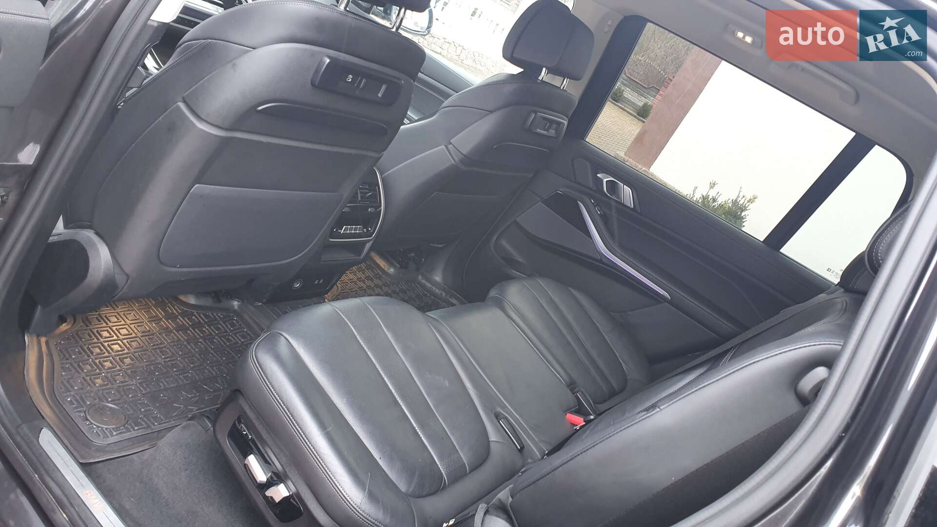 BMW X7 2021 VIN 5UXCW2C07M9H16352 фото оголошення 13 з 37