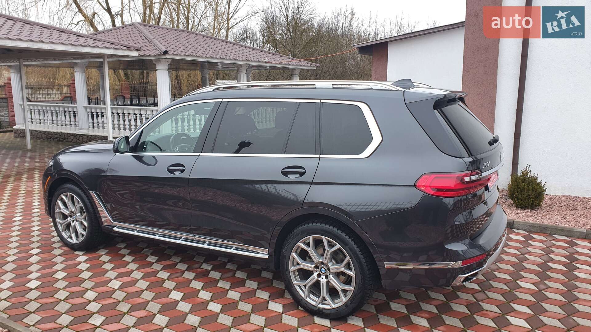 BMW X7 2021 VIN 5UXCW2C07M9H16352 фото оголошення 17 з 37