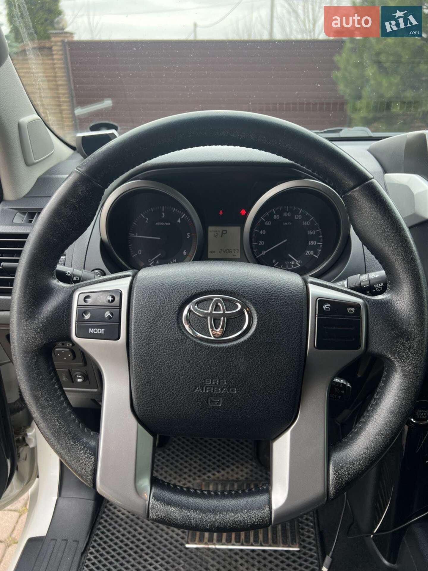 Toyota Land Cruiser Prado 2014 VIN JTEBH3FJ00K143727 фото оголошення 3 з 10