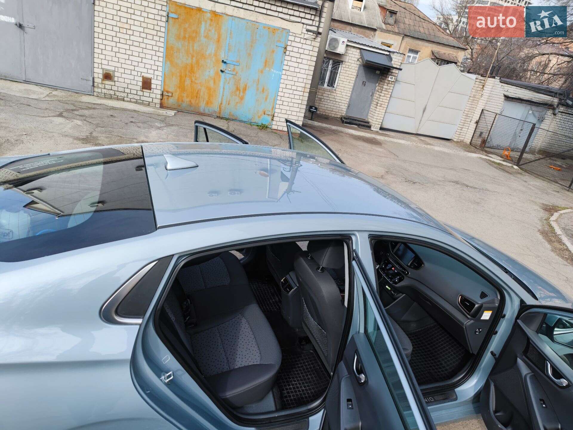 Hyundai Ioniq 2017 VIN KMHC851HFHU016246 фото оголошення 12 з 21