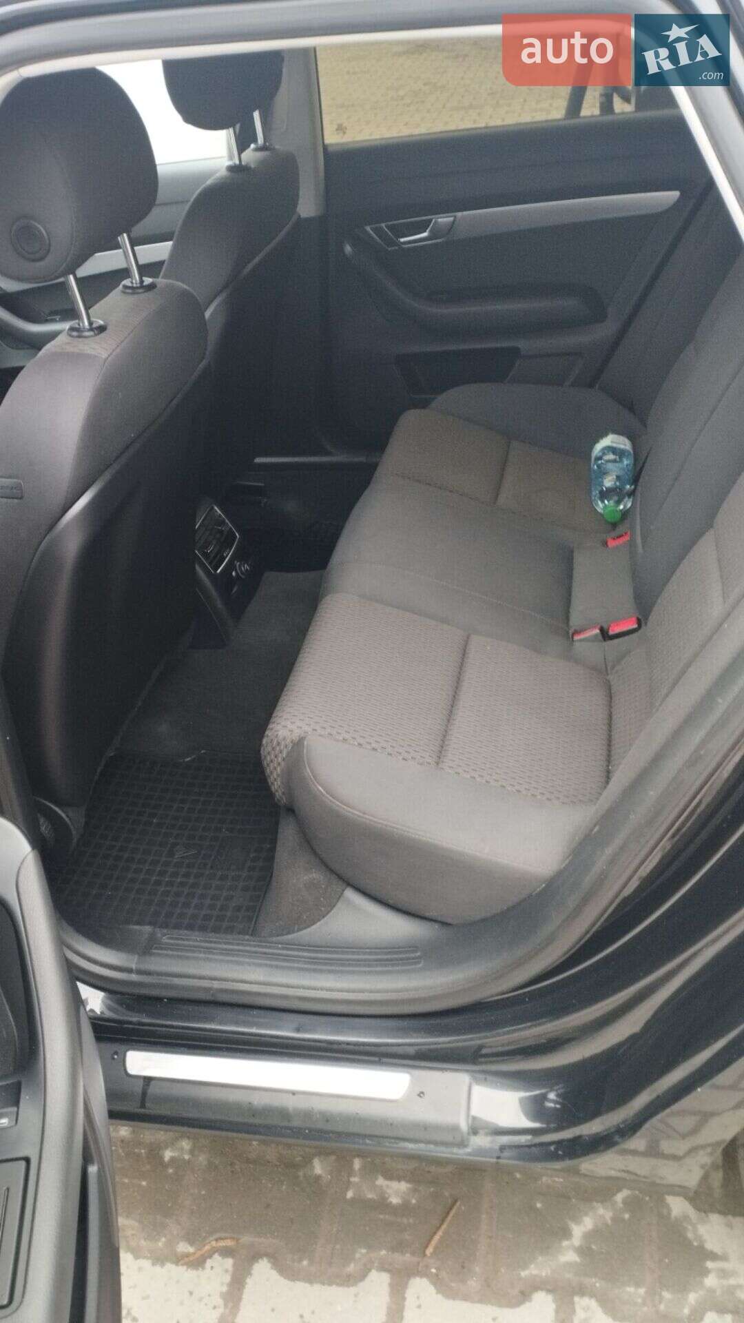Audi A6 2010 VIN WAUZZZ4F4AN085829 фото оголошення 18 з 40