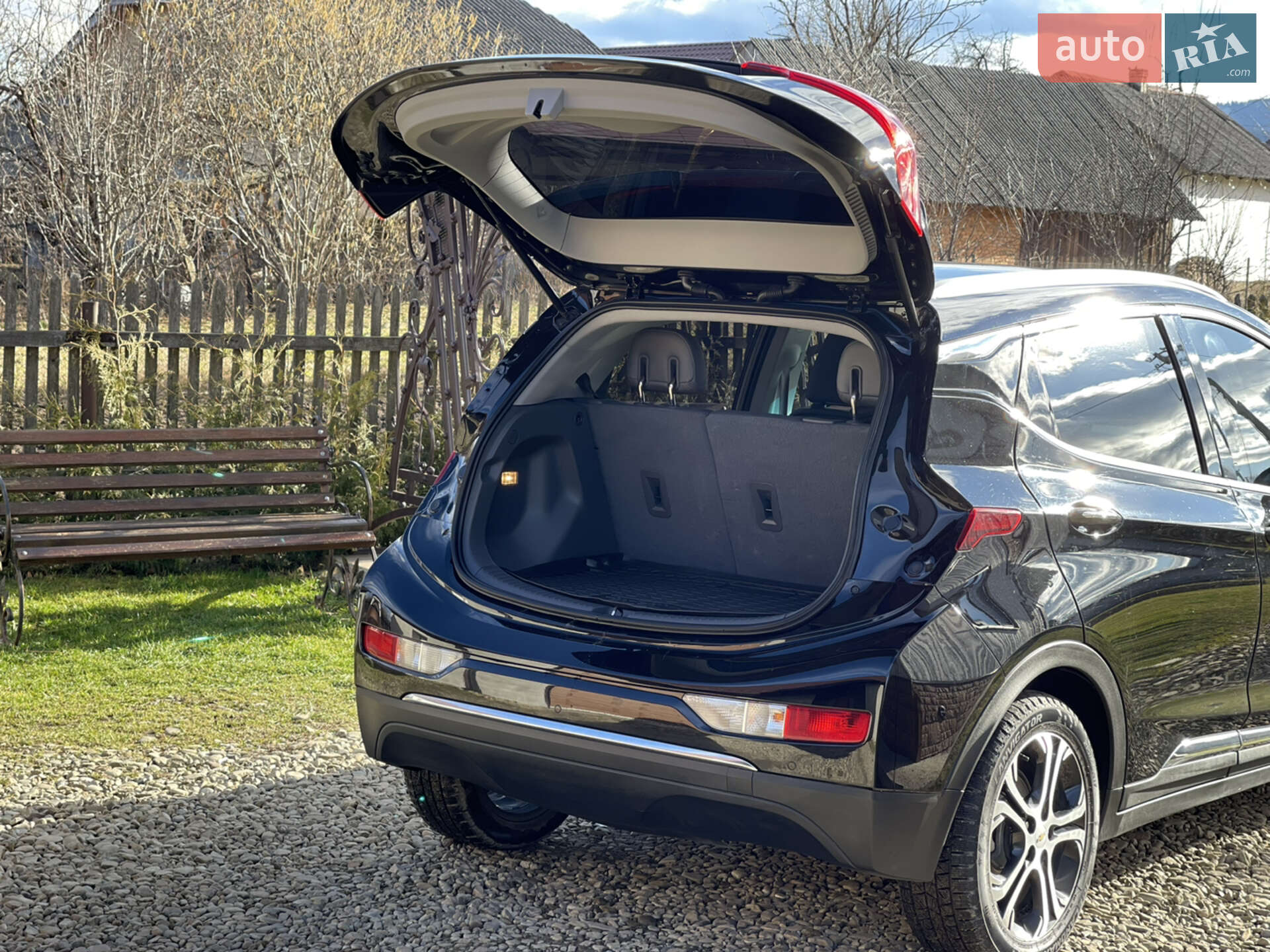 Chevrolet Bolt EV 2017 VIN 1G1FX6S04H4182952 фото оголошення 38 з 46