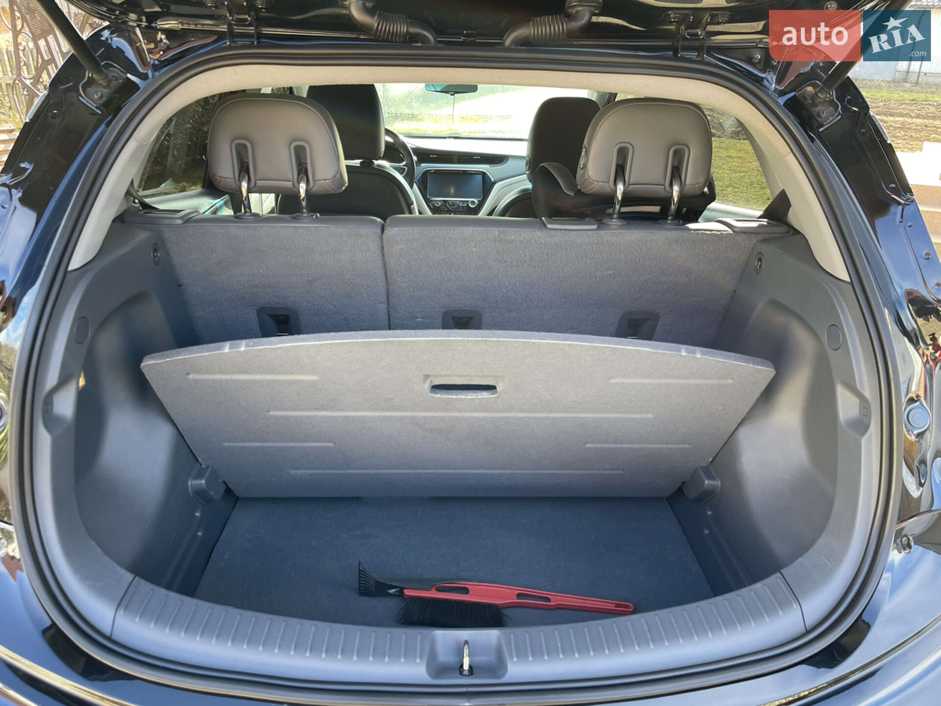 Chevrolet Bolt EV 2017 VIN 1G1FX6S04H4182952 фото оголошення 37 з 46