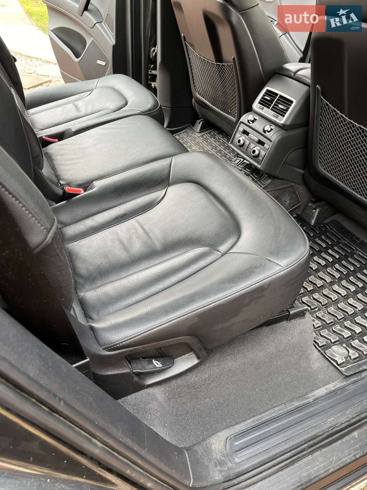 Audi Q7 2014 VIN WA1LMAFE8ED018864 фото оголошення 14 з 27