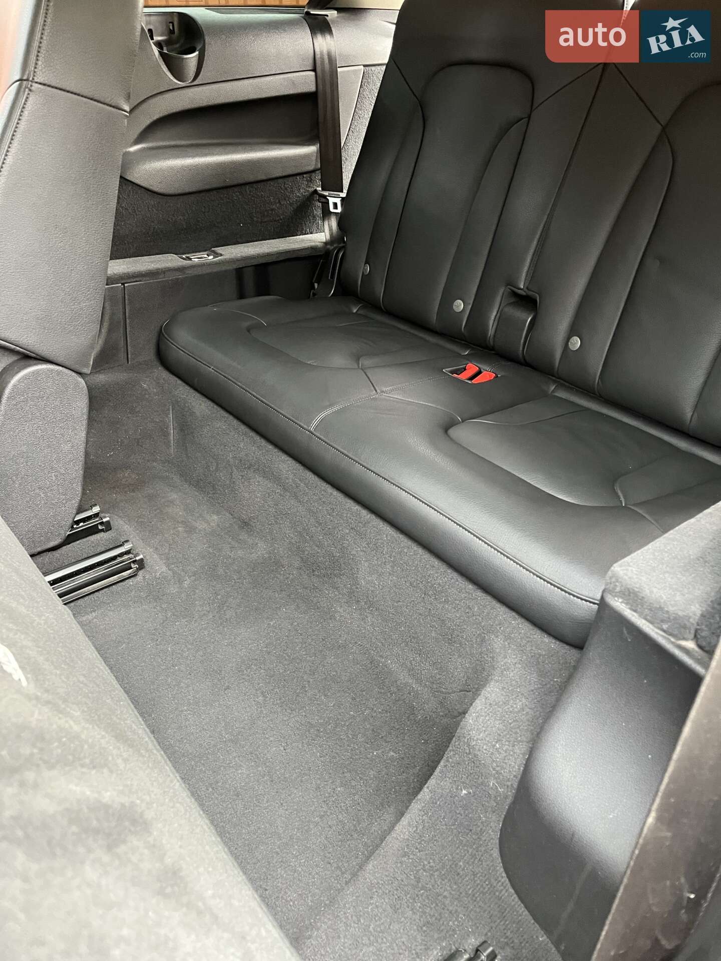 Audi Q7 2014 VIN WA1LMAFE8ED018864 фото оголошення 21 з 27