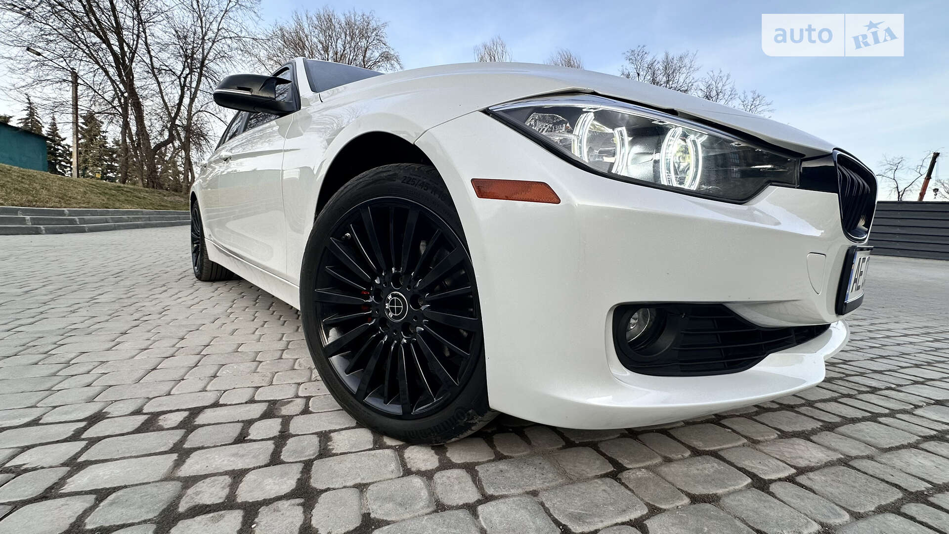 BMW 3 Series 2012 VIN WBA3C1C50CF430465 фото оголошення 12 з 23