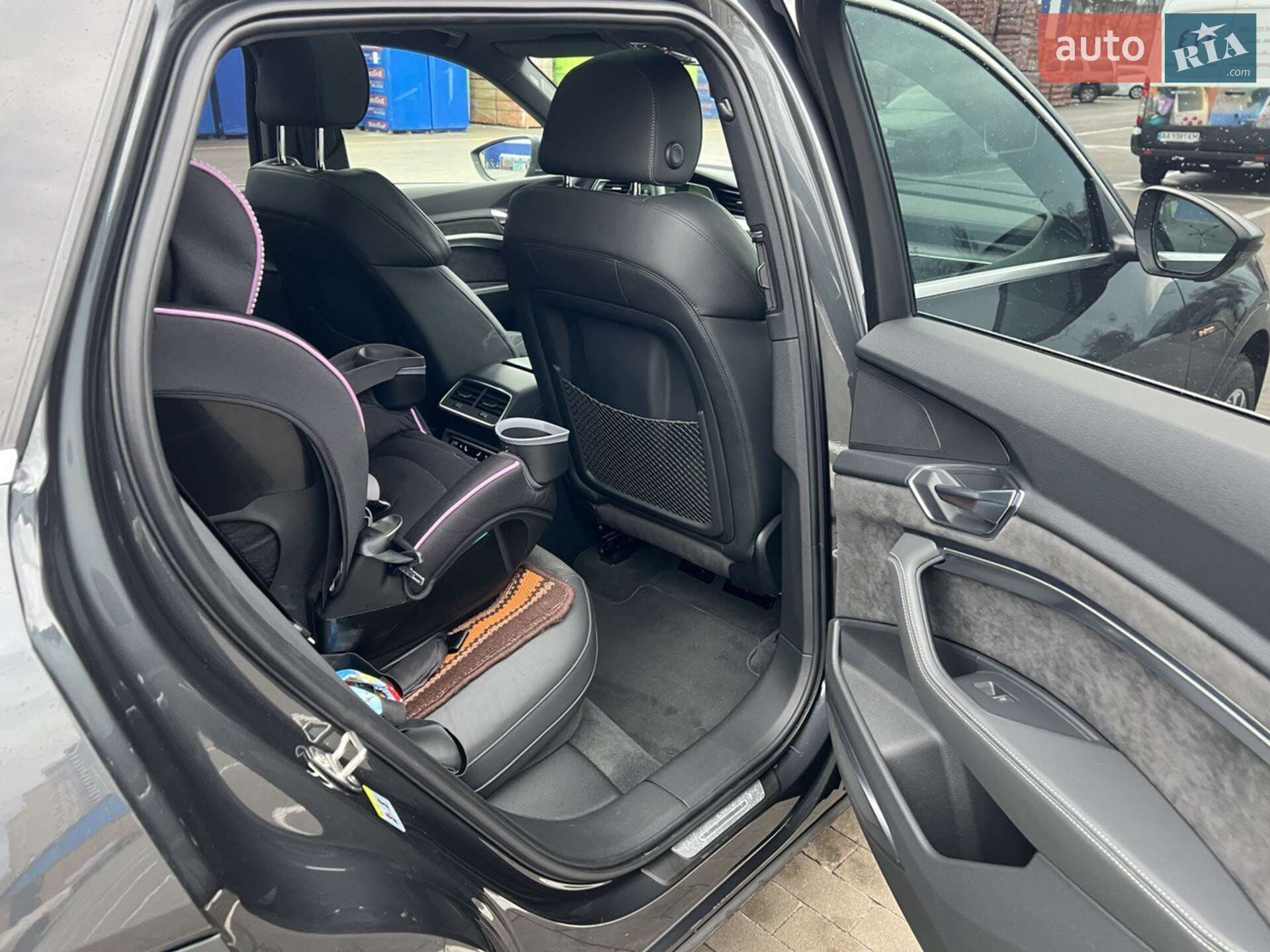 Audi e-tron 2019 VIN WAUZZZGE1LB013588 фото оголошення 20 з 21
