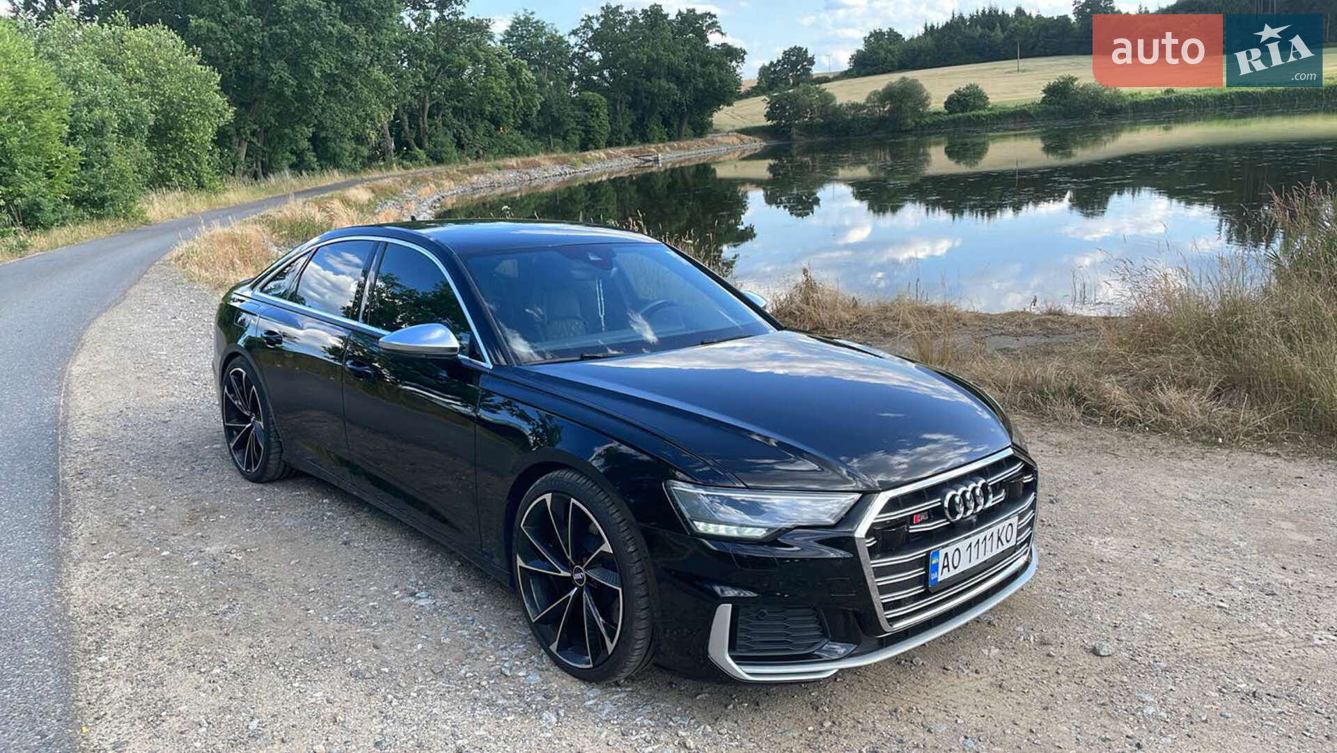 Audi S6 2019 VIN WAUZZZF26KN130474 фото оголошення 4 з 27