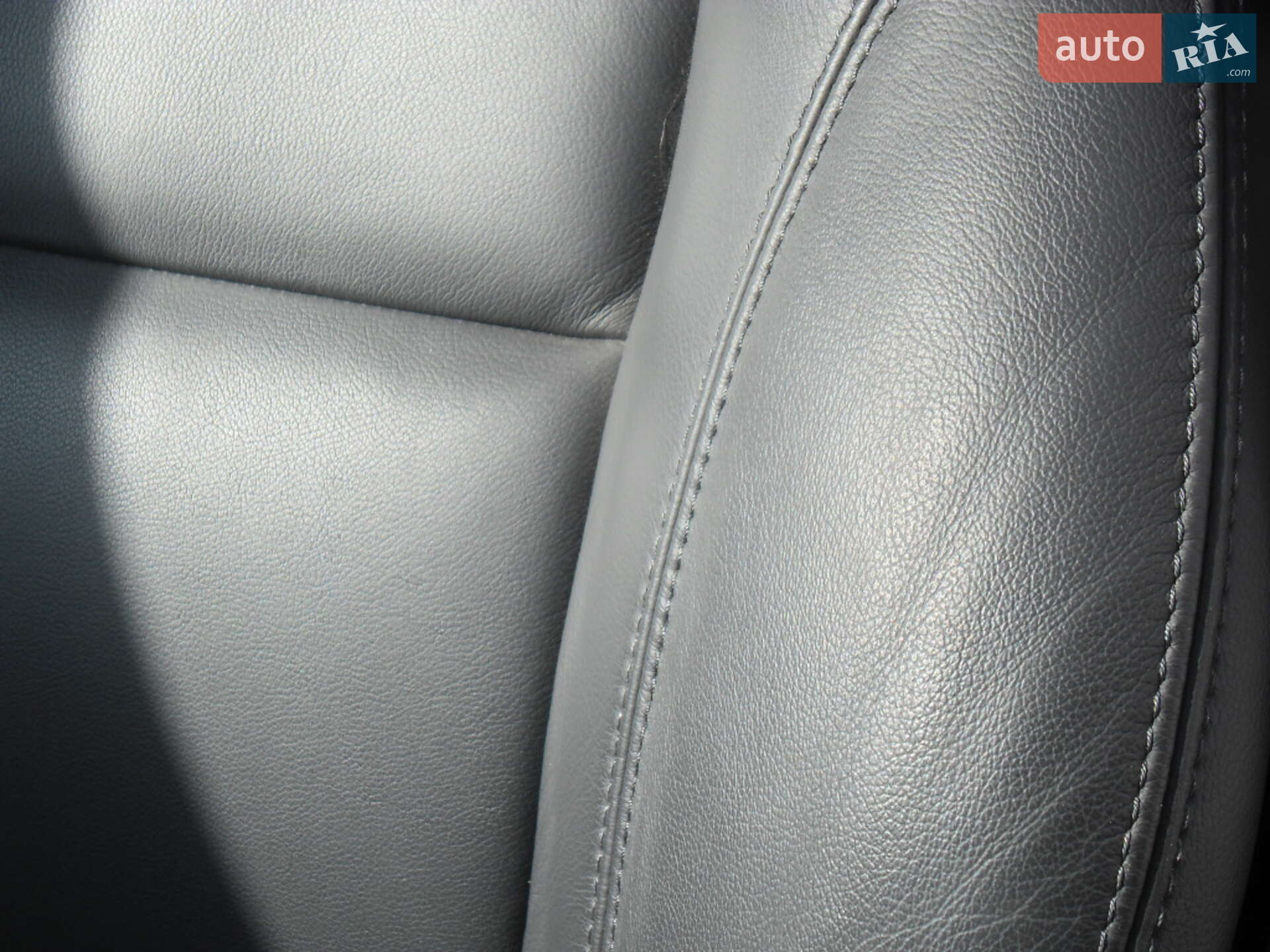 Volvo XC60 2017 VIN YV1DZ97C6H2140416 фото оголошення 17 з 39