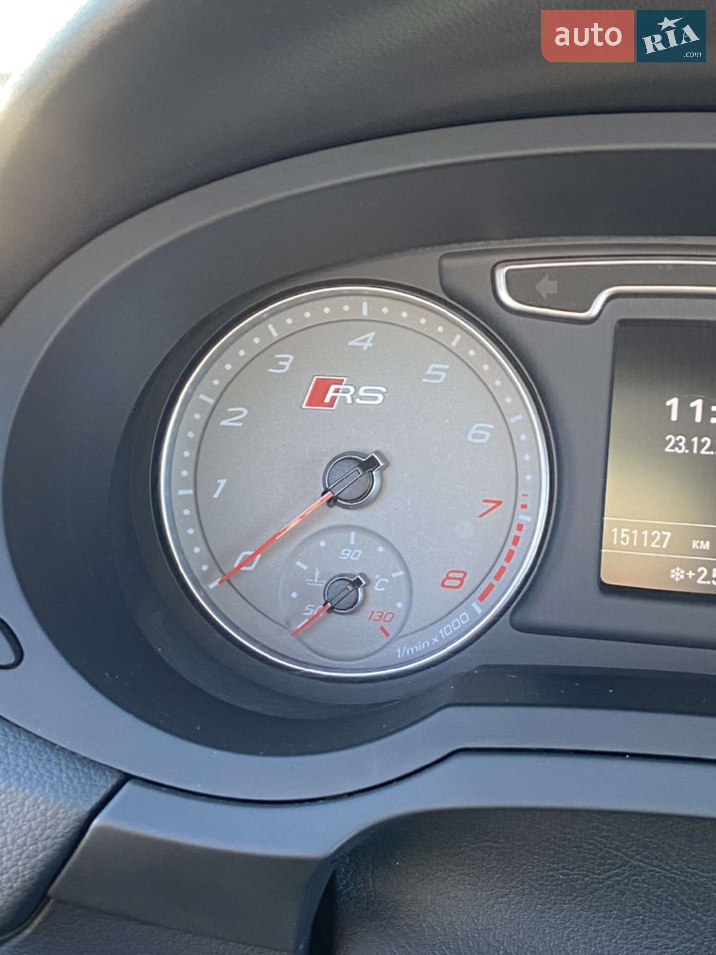 Audi RS Q3 2014 VIN Y79ZZZ8U6ERC46545 фото оголошення 21 з 43