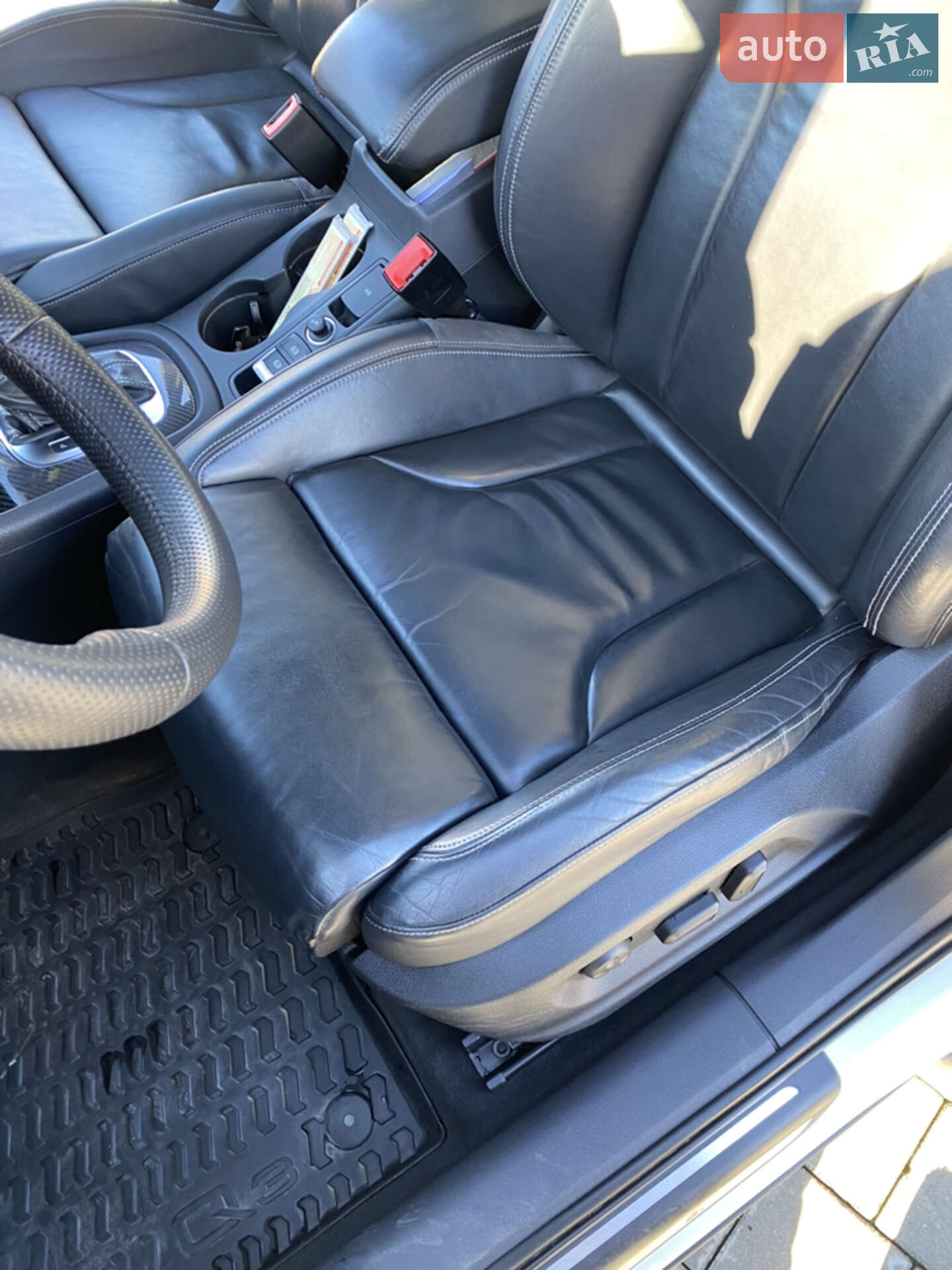 Audi RS Q3 2014 VIN Y79ZZZ8U6ERC46545 фото оголошення 29 з 43