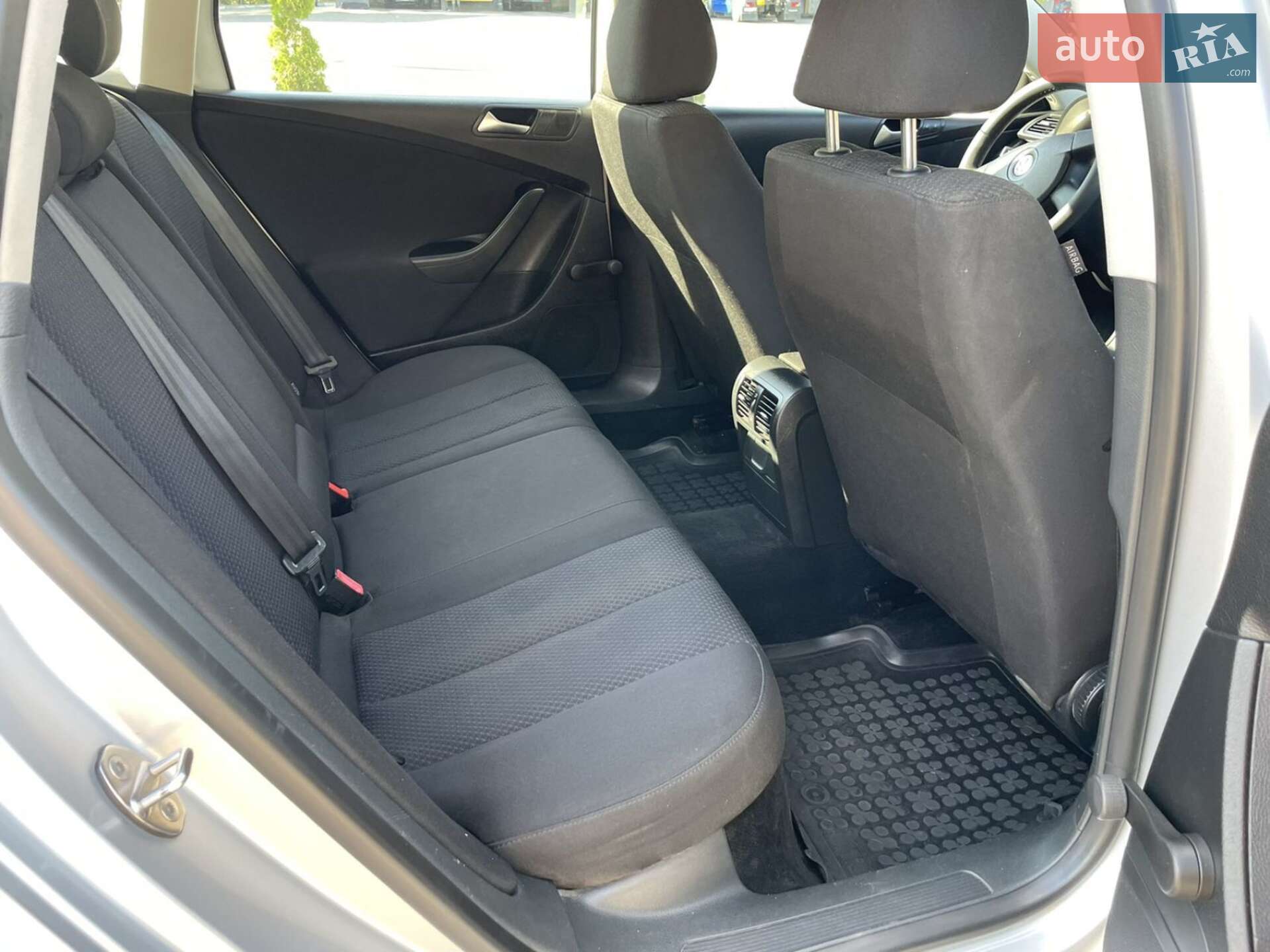 Volkswagen Passat 2008 VIN WVWZZZ3CZ9E027971 фото оголошення 4 з 19