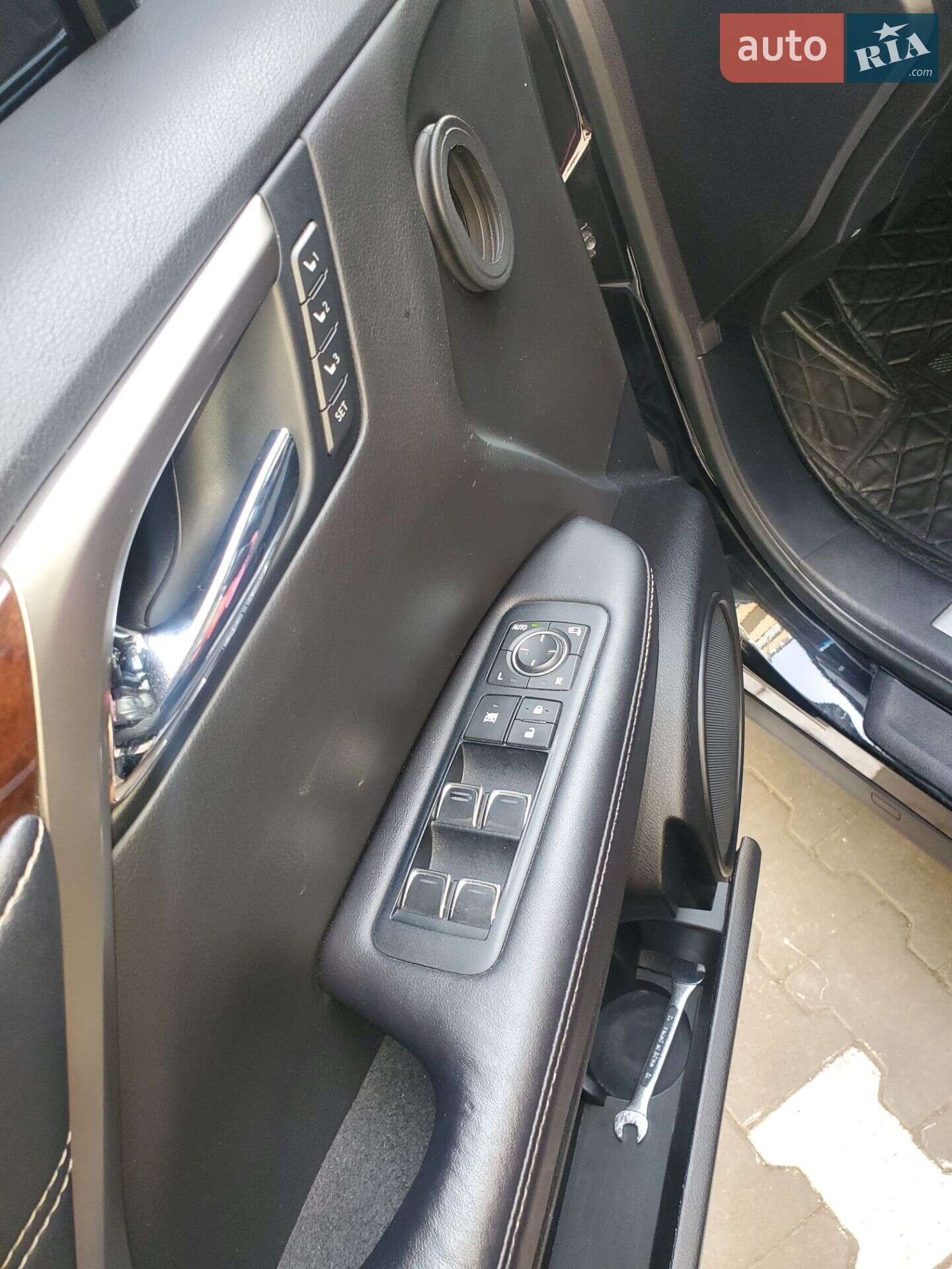 Lexus RX 2016 VIN 2T2BZMCA2GC013404 фото оголошення 19 з 24