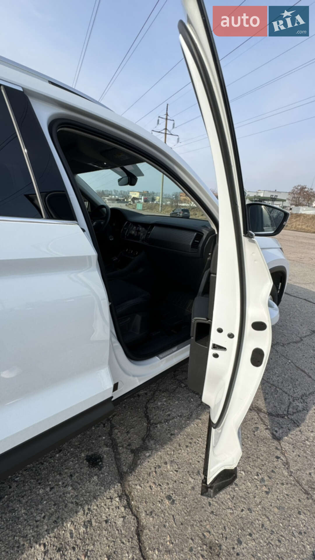 Skoda Kodiaq 2022 VIN TMBLJ6NS1PB400610 фото оголошення 9 з 26