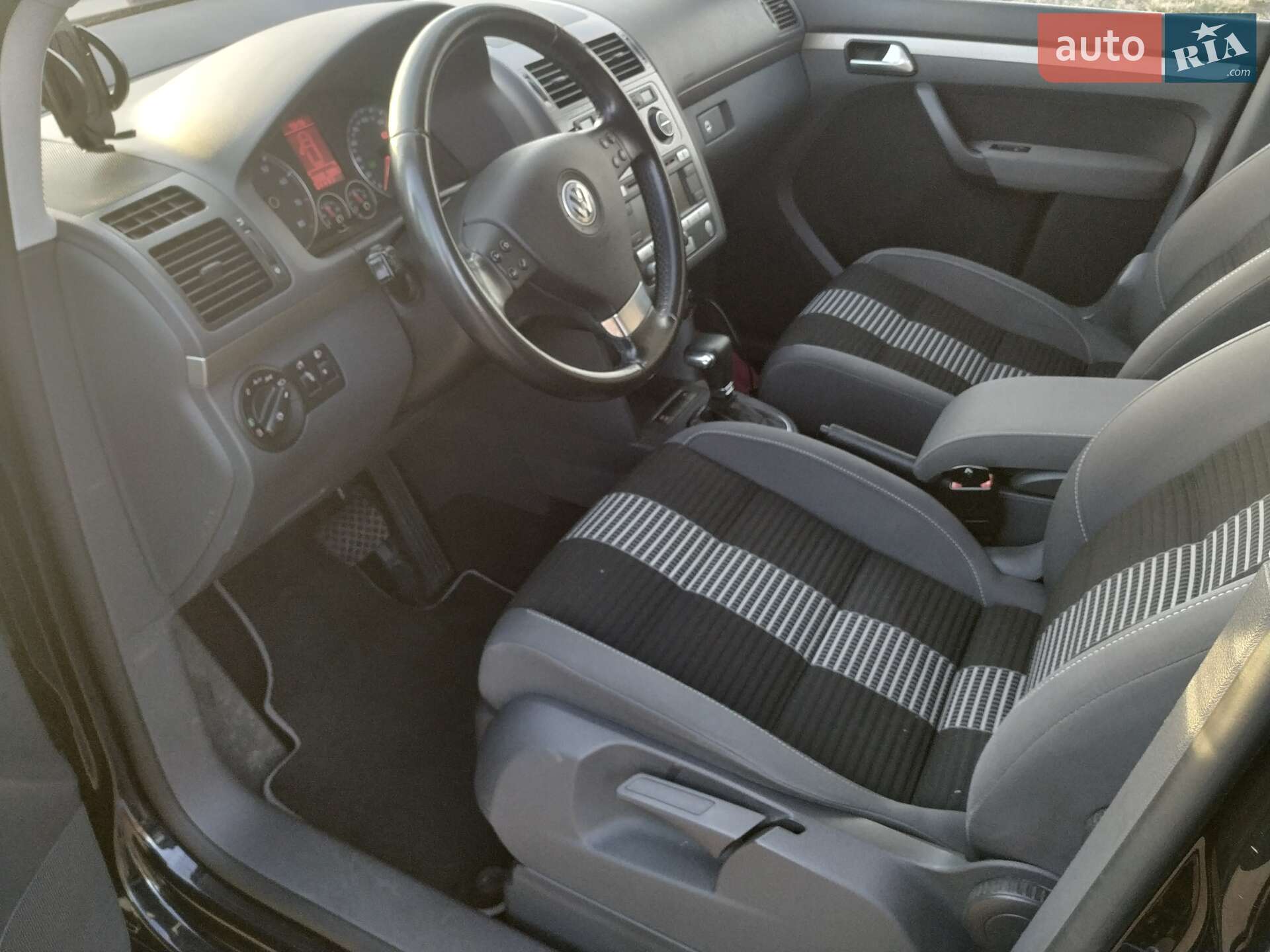 Volkswagen Touran 2008 VIN WVGZZZ1TZ9W059841 фото оголошення 5 з 18